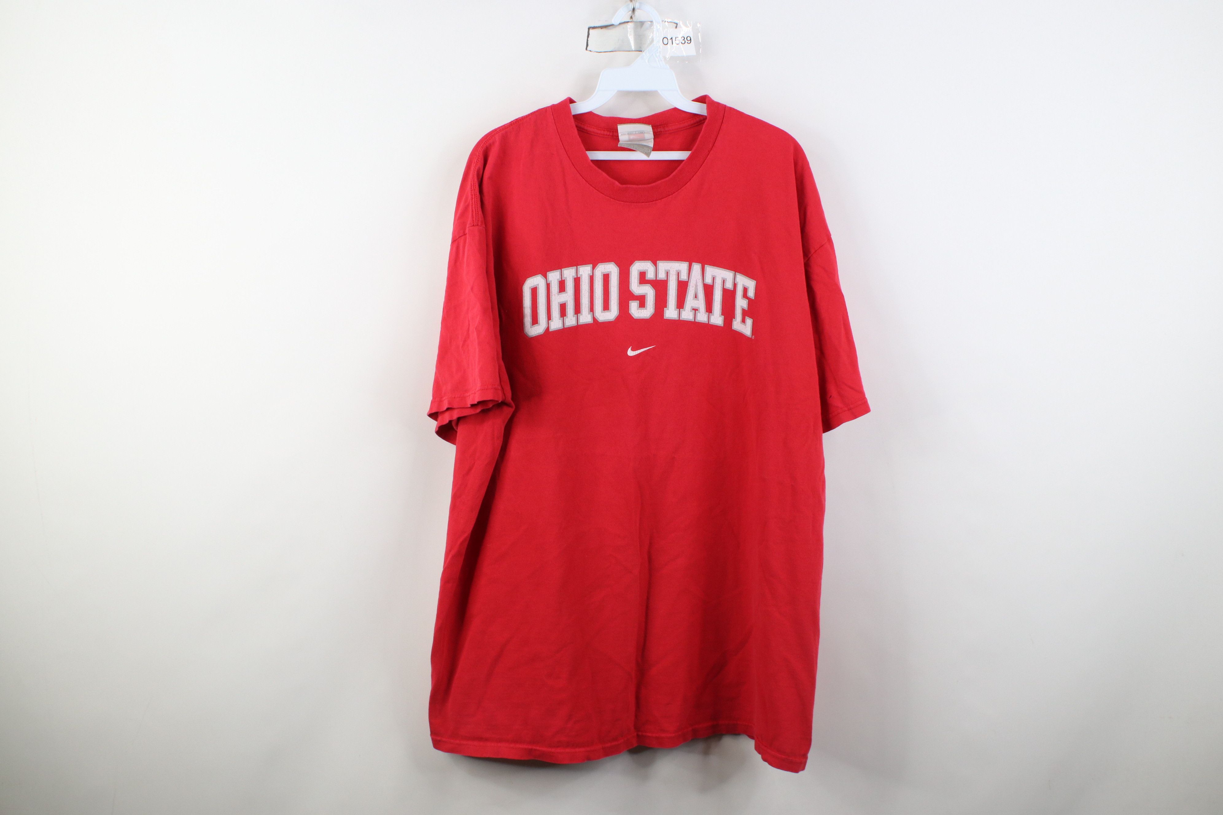 Nike Vintage Nike Center Swoosh Ohio State University T-Shirt Size US XL / EU 56 / 4 - 1 Thumbnail