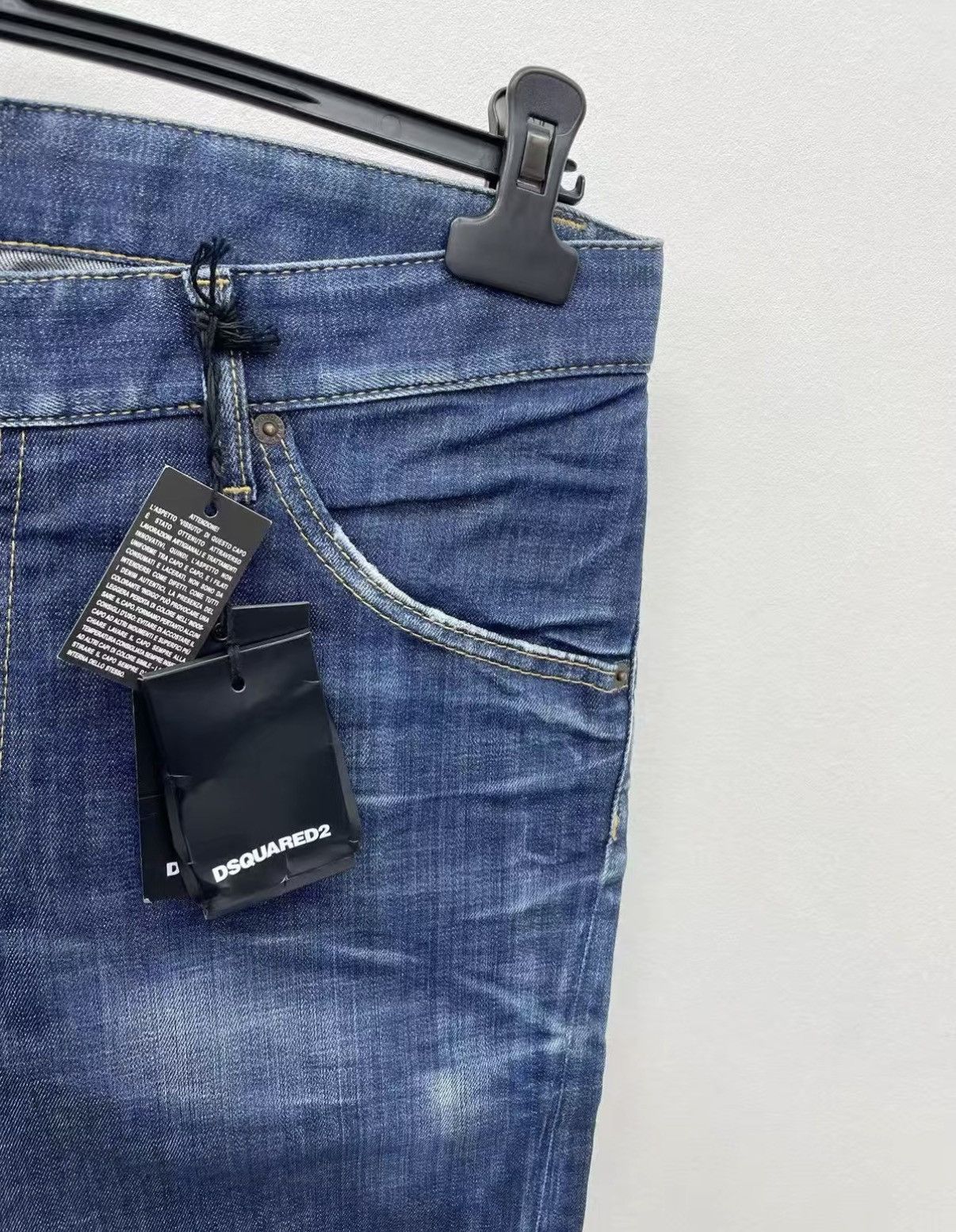 Dsquared2 DSQUARED2 (D2) Tailored Stretch Washed Jeans J30 Size US 32 / EU 48 - 4 Thumbnail