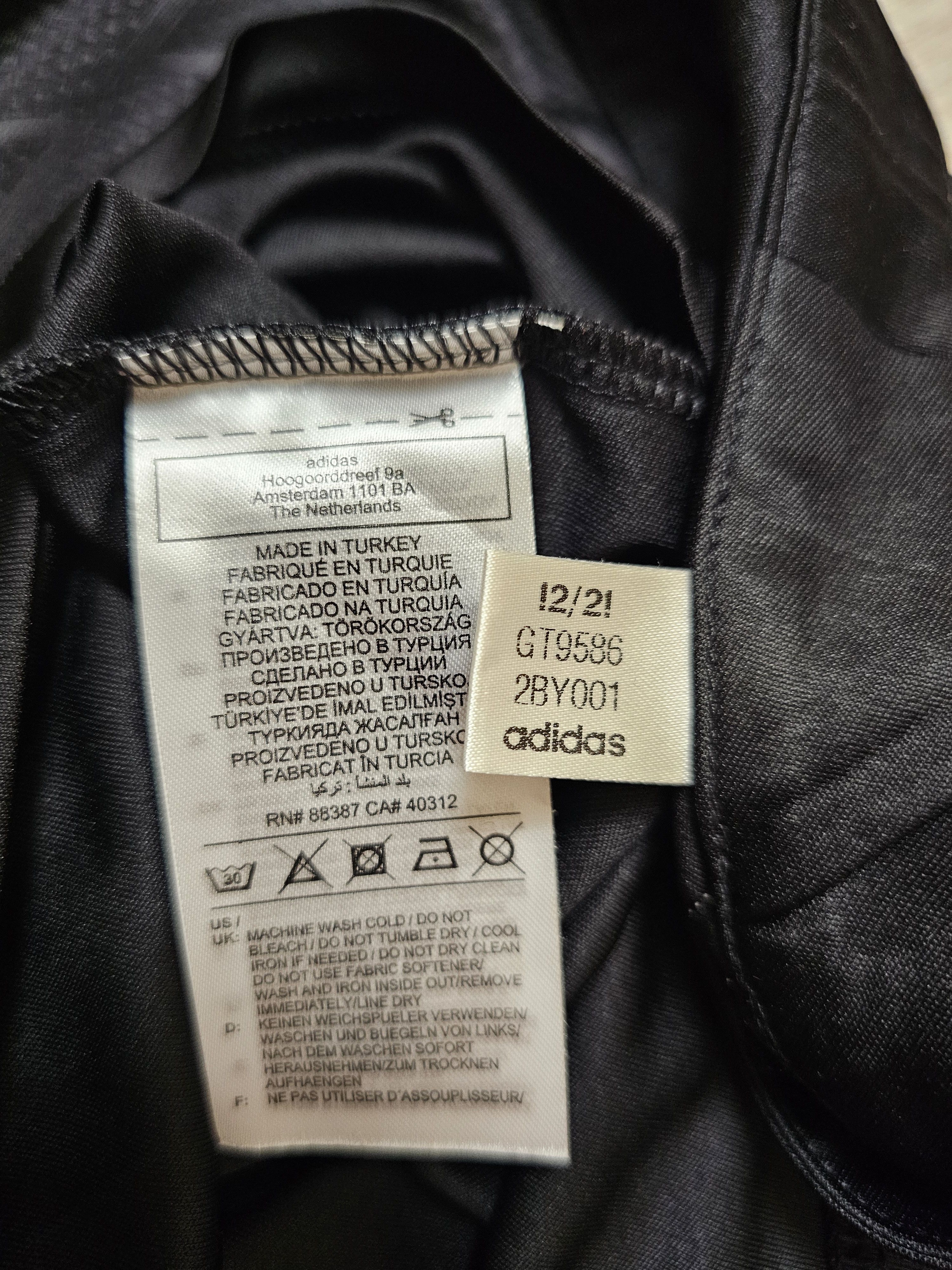 Adidas BESIKTAS 2021 2022 GOALKEEPER FOOTBALL SHIRT SOCCER JERSEY Size US S / EU 44-46 / 1 - 8 Thumbnail