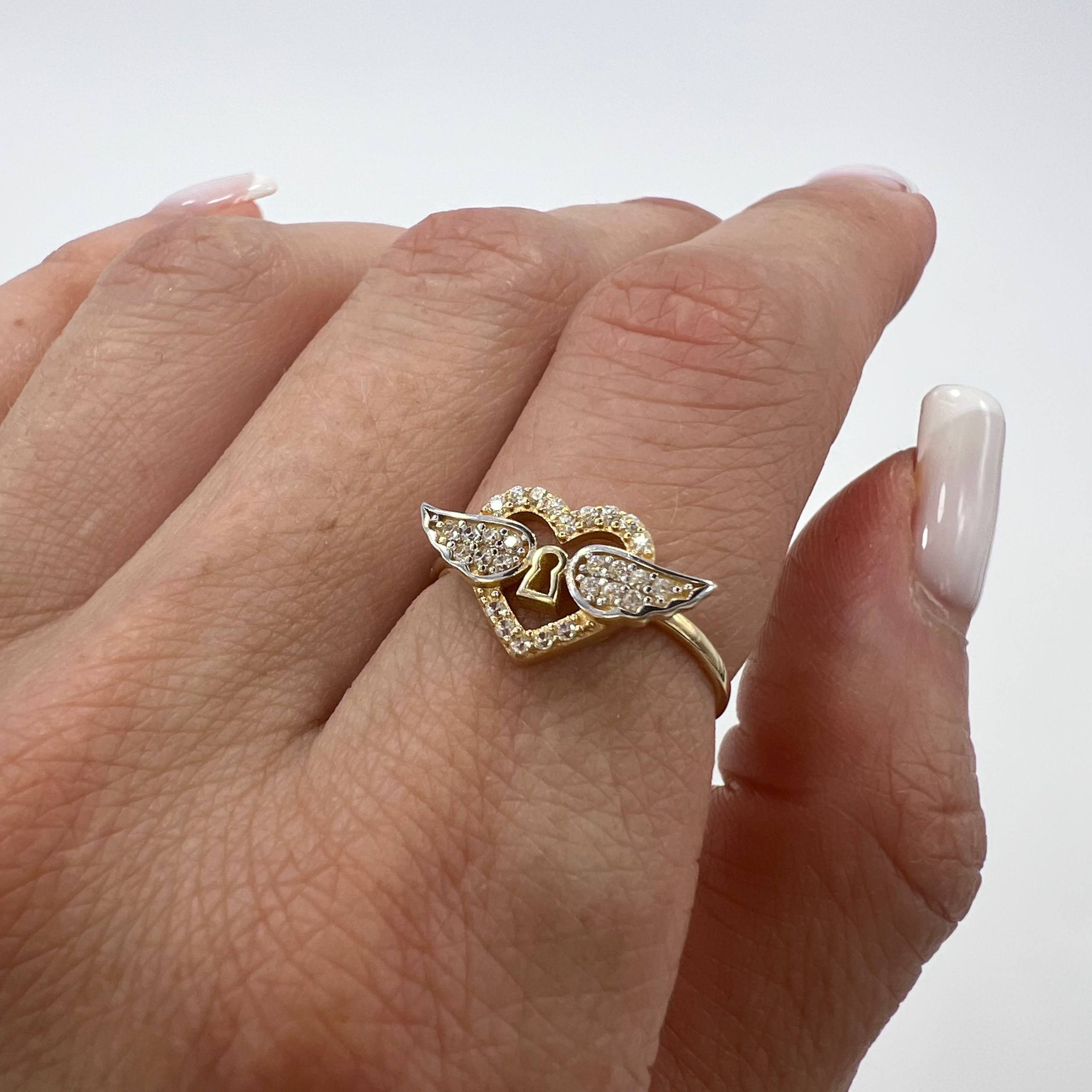 Other New 14K Solid Gold Ring Heart Wings Keyhole Italian Size 7 Size ONE SIZE - 2 Thumbnail