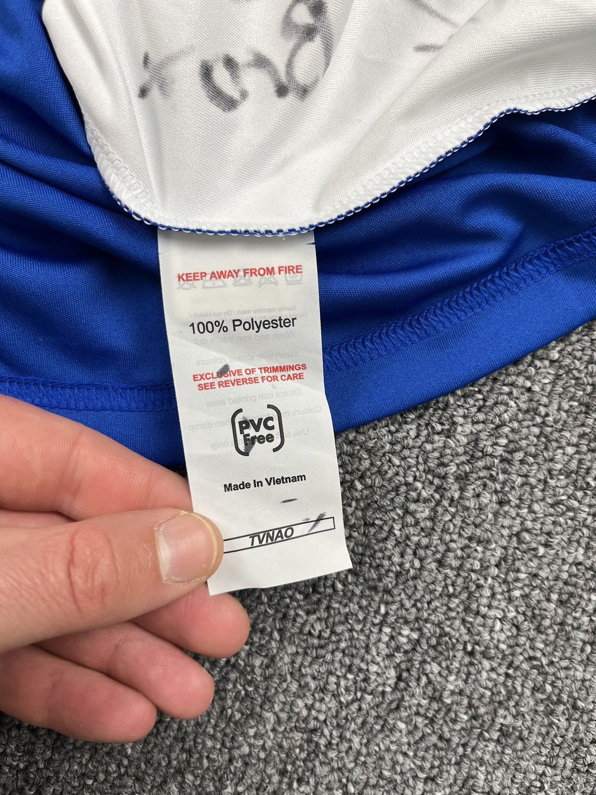 Puma PUMA CHESTER CITY FOOTBALL CLUB SOCCER JERSEY 16 RILEY Size US M / EU 48-50 / 2 - 9 Thumbnail