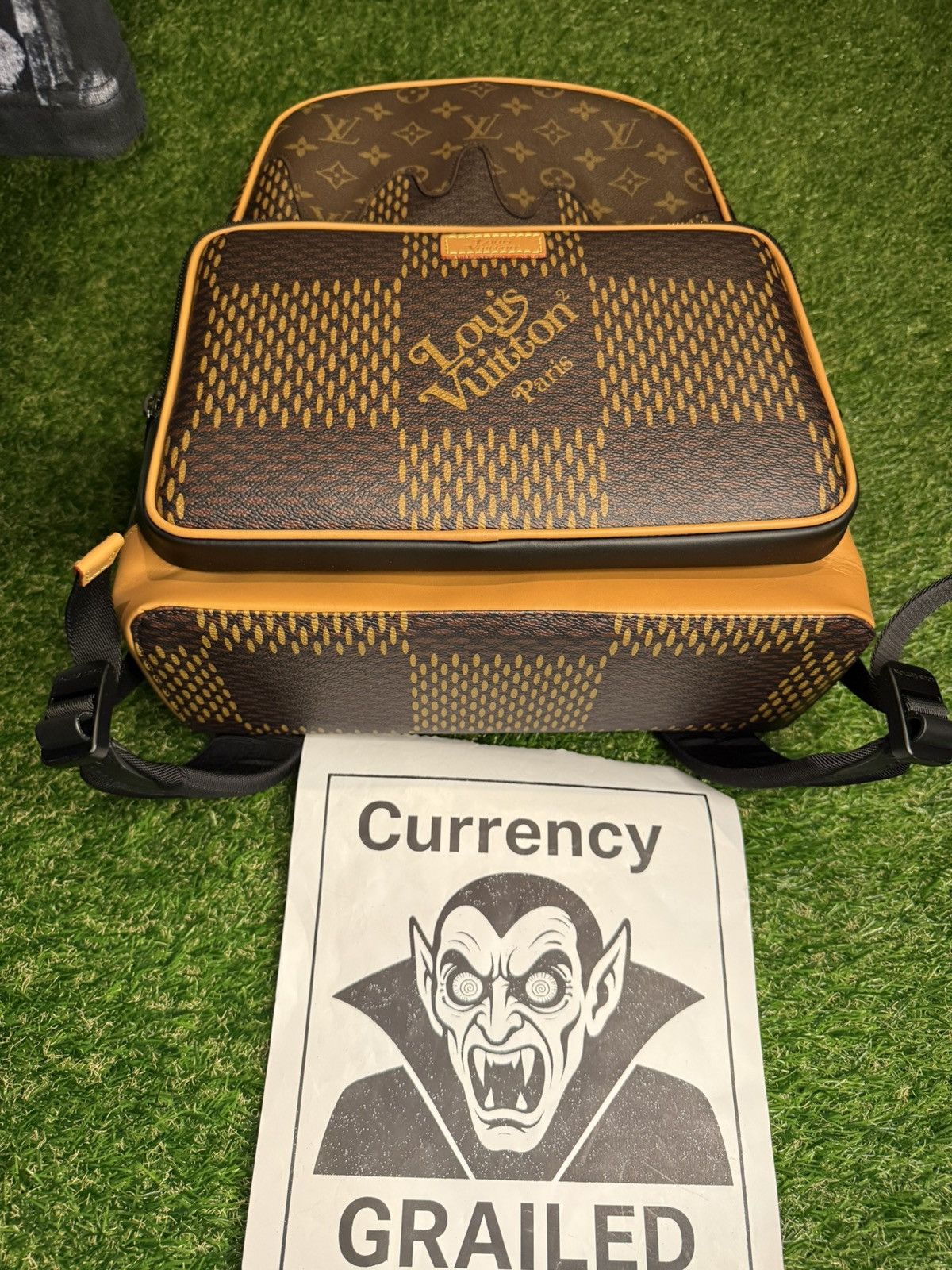 Louis Vuitton × Nigo GRAIL 🦄📜 Louis Vuitton X Nigo Damier Wave Campus Backpack Size ONE SIZE - 22 Thumbnail