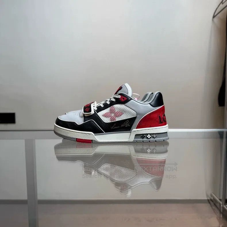 Louis Vuitton Louis Vuitton Trainer Black and Red Velcro shoes Size US 7 / EU 40 - 3 Thumbnail