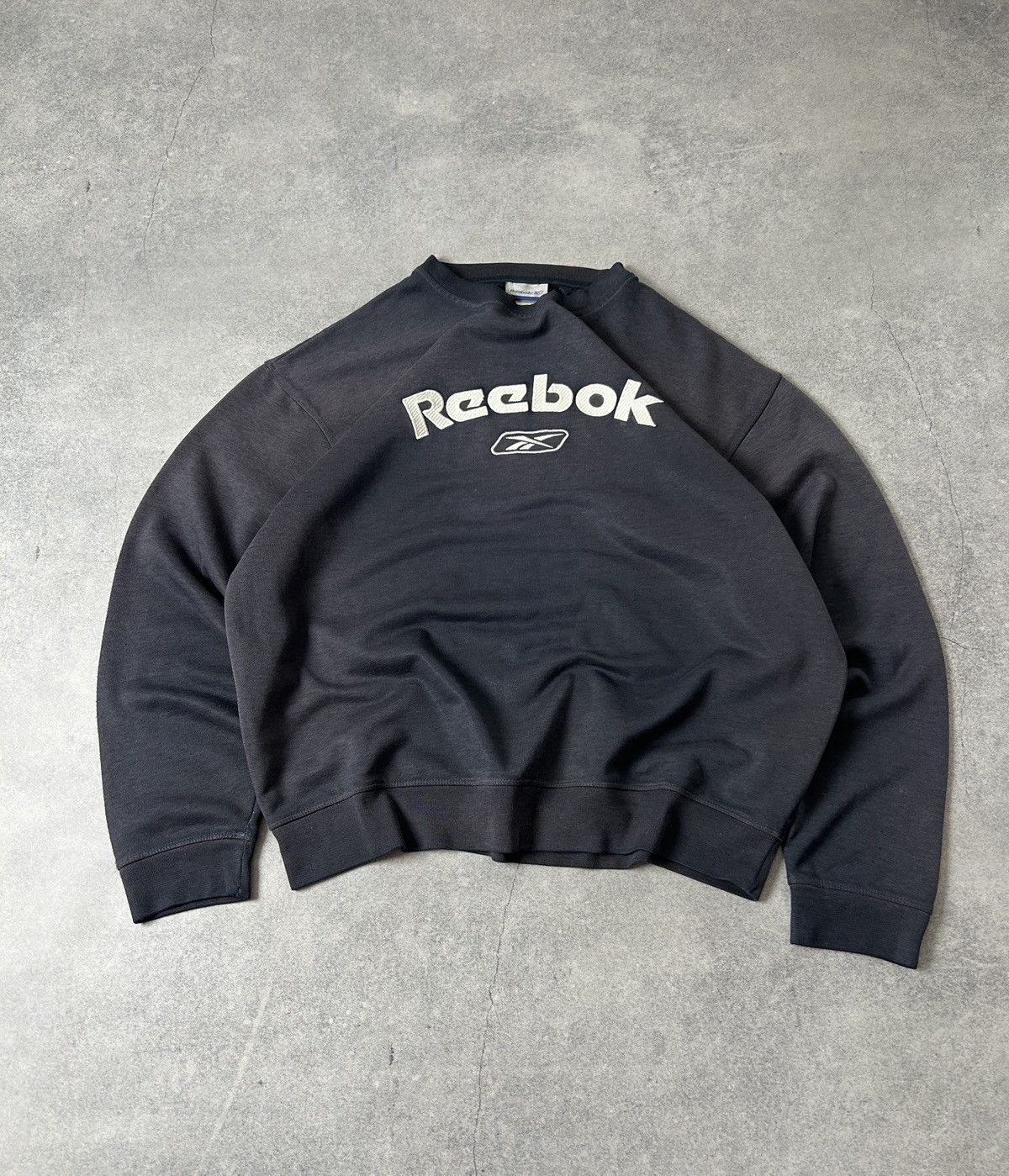 Reebok Vintage Reebok trashed faded sweatshirt big logo Size US M / EU 48-50 / 2 - 1 Thumbnail