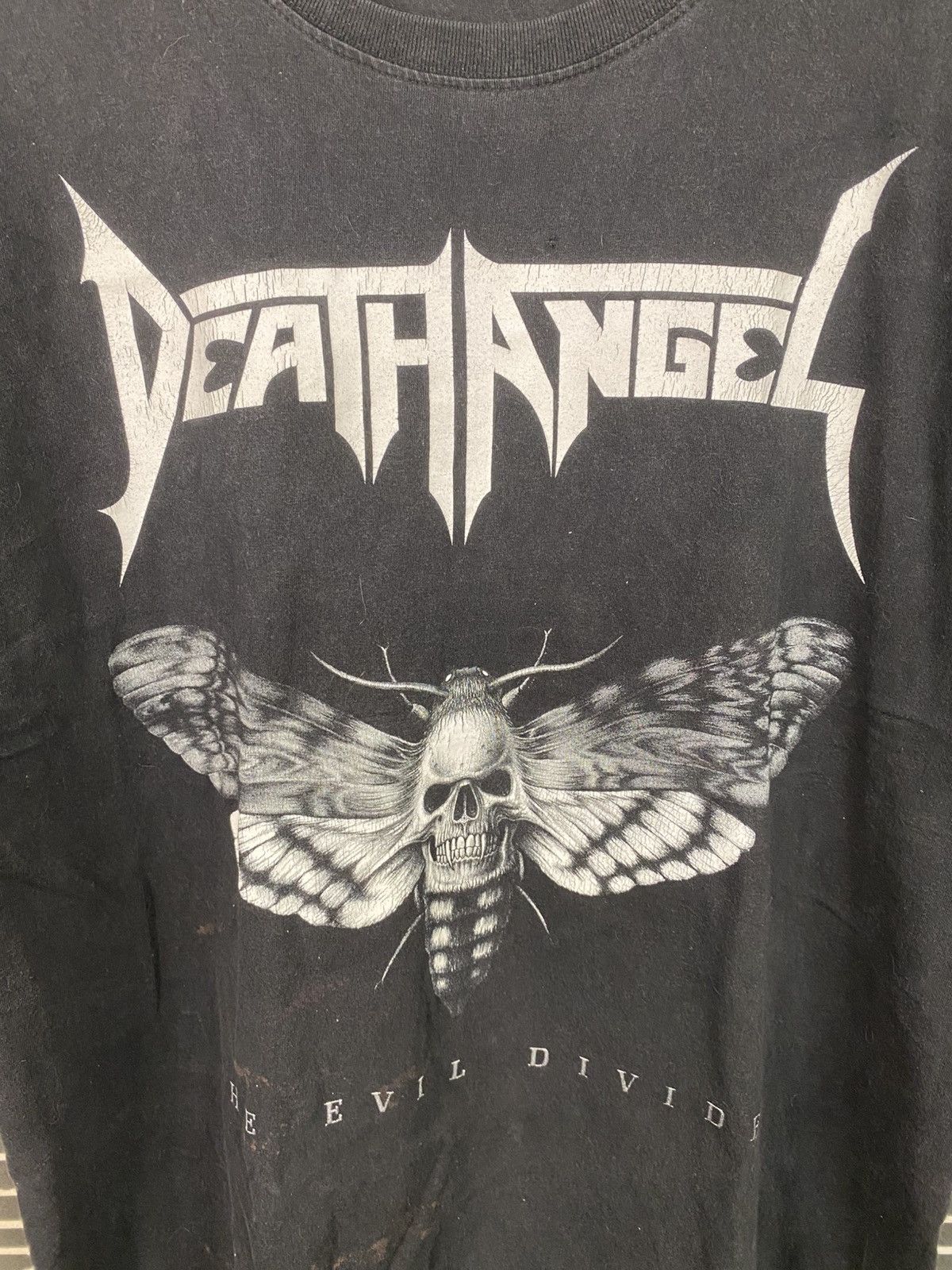 Band Tees Death Angel Thrash Metal The Evil Divide (Faded/Distressed) Size US L / EU 52-54 / 3 - 3 Thumbnail