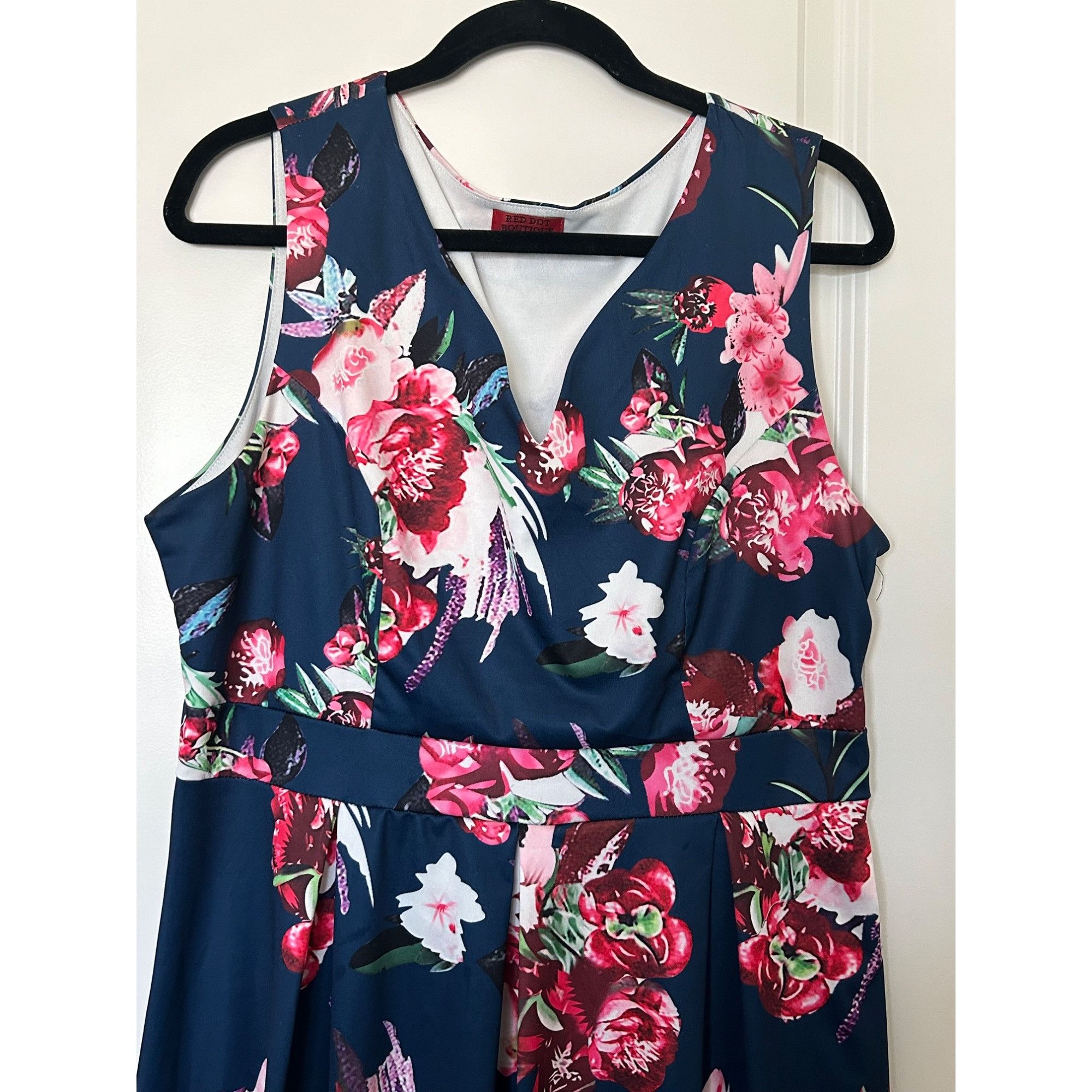 Other Sleeveless V-neck stretchy hi low floral dress Size 1X Size XL / US 12-14 / IT 48-50 - 6 Thumbnail
