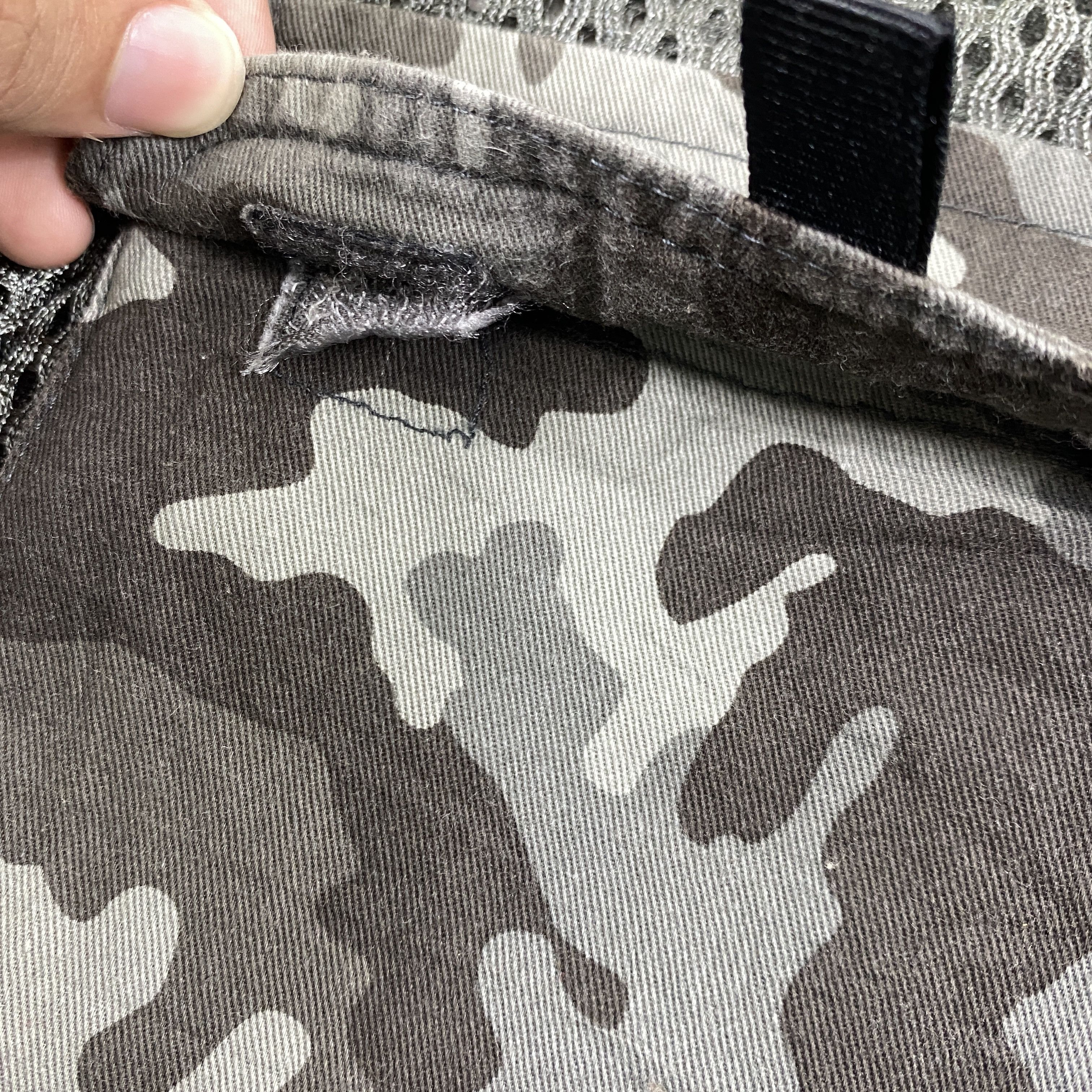 Japanese Brand Vintage Japanese Brand Nepuca Oudoor Camo Vest- J277 Size US XS / EU 42 / 0 - 8 Thumbnail
