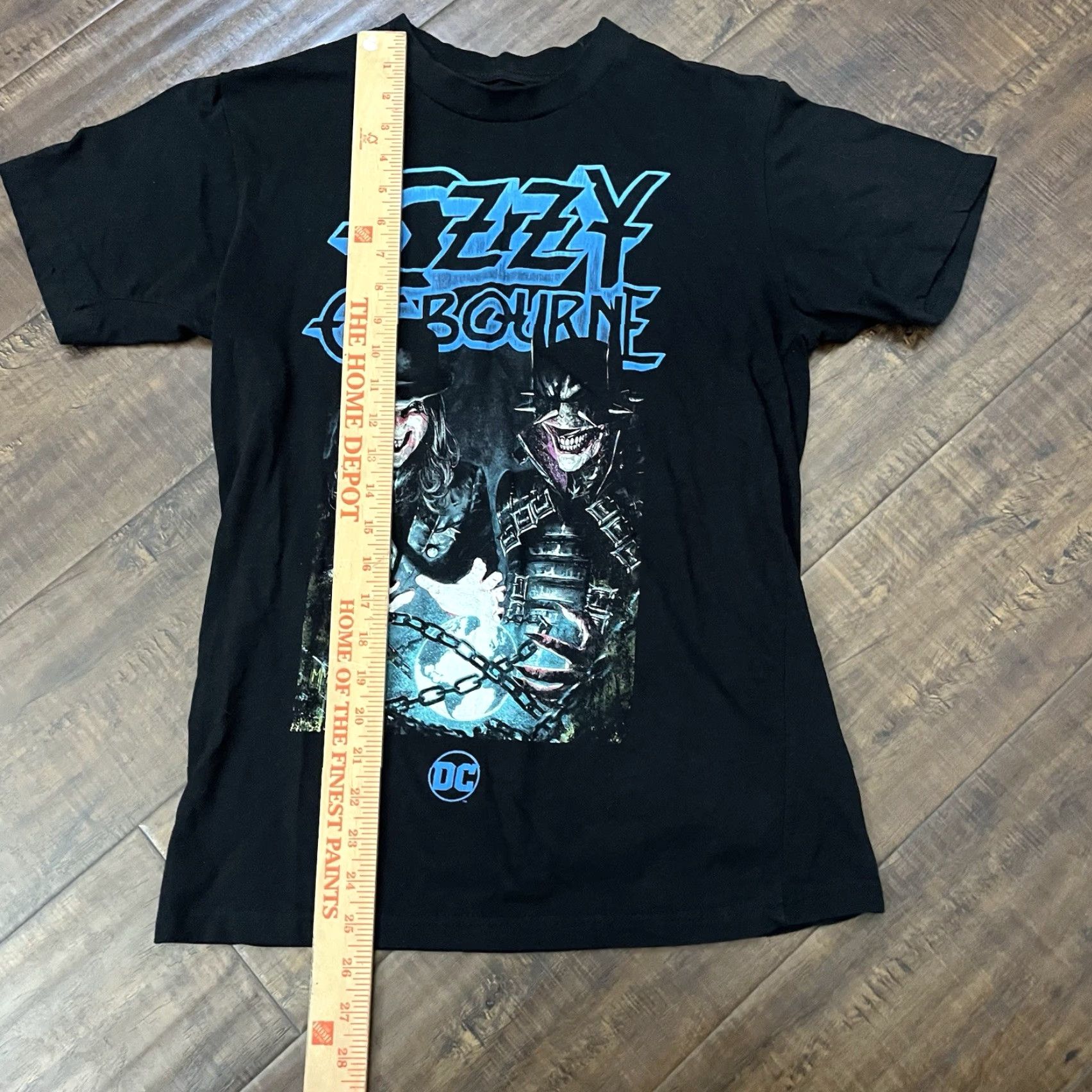 Vintage VINTAGE Ozzy Osbourne DC Comics T Shirt Mens Small Black Batman Metal Graphic Band Size US S / EU 44-46 / 1 - 4 Thumbnail