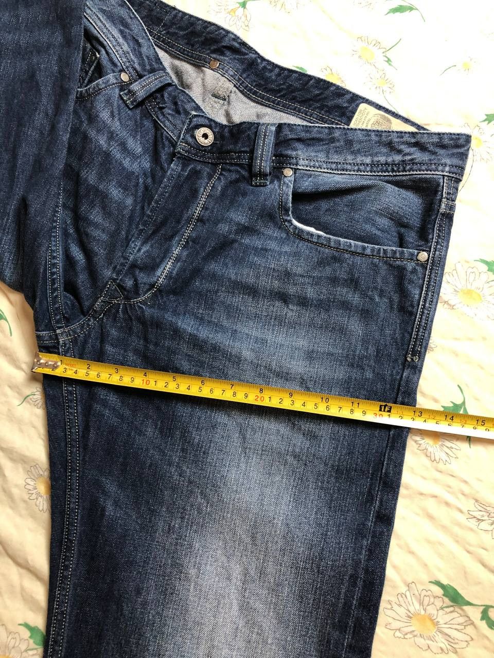 Diesel Diesel Larkee Regular Straight Button Fly Short Jeans Mens Size US 36 / EU 52 - 7 Thumbnail