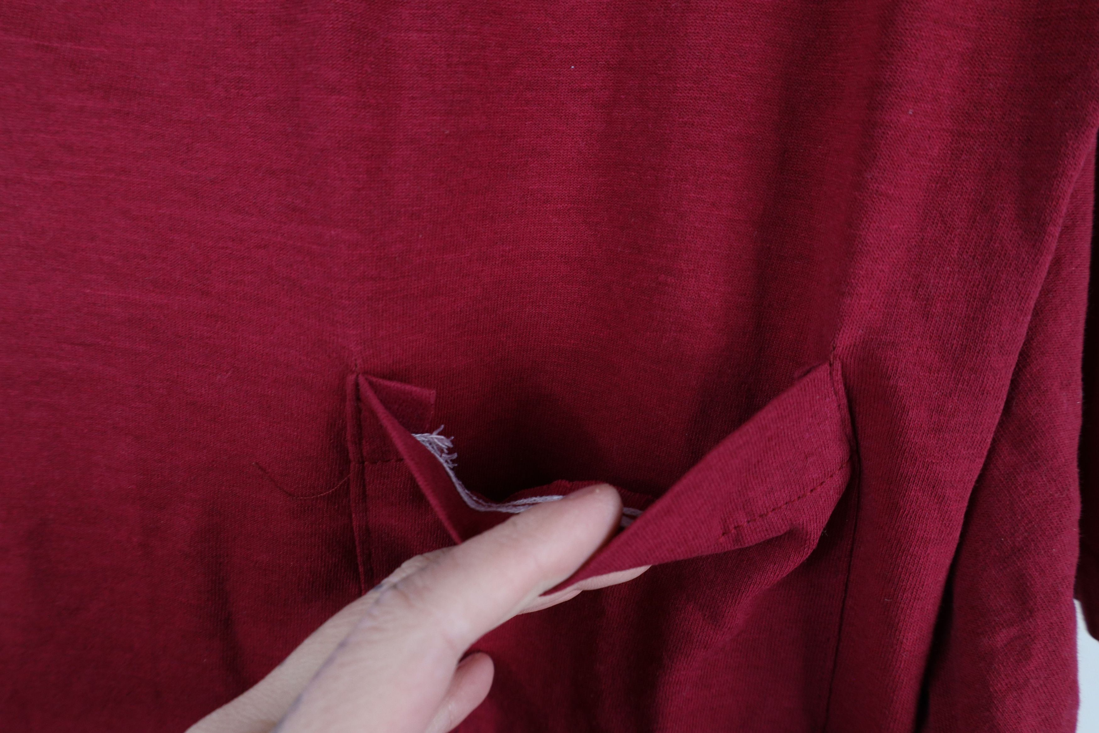 Vintage Vintage 90s Streetwear Blank Thin Pocket T-Shirt Red USA Size US M / EU 48-50 / 2 - 6 Thumbnail