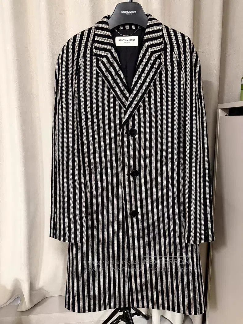 Saint Laurent Paris Saint Laurent Paris Black and White Striped Coat i Size US M / EU 48-50 / 2 - 1 Thumbnail