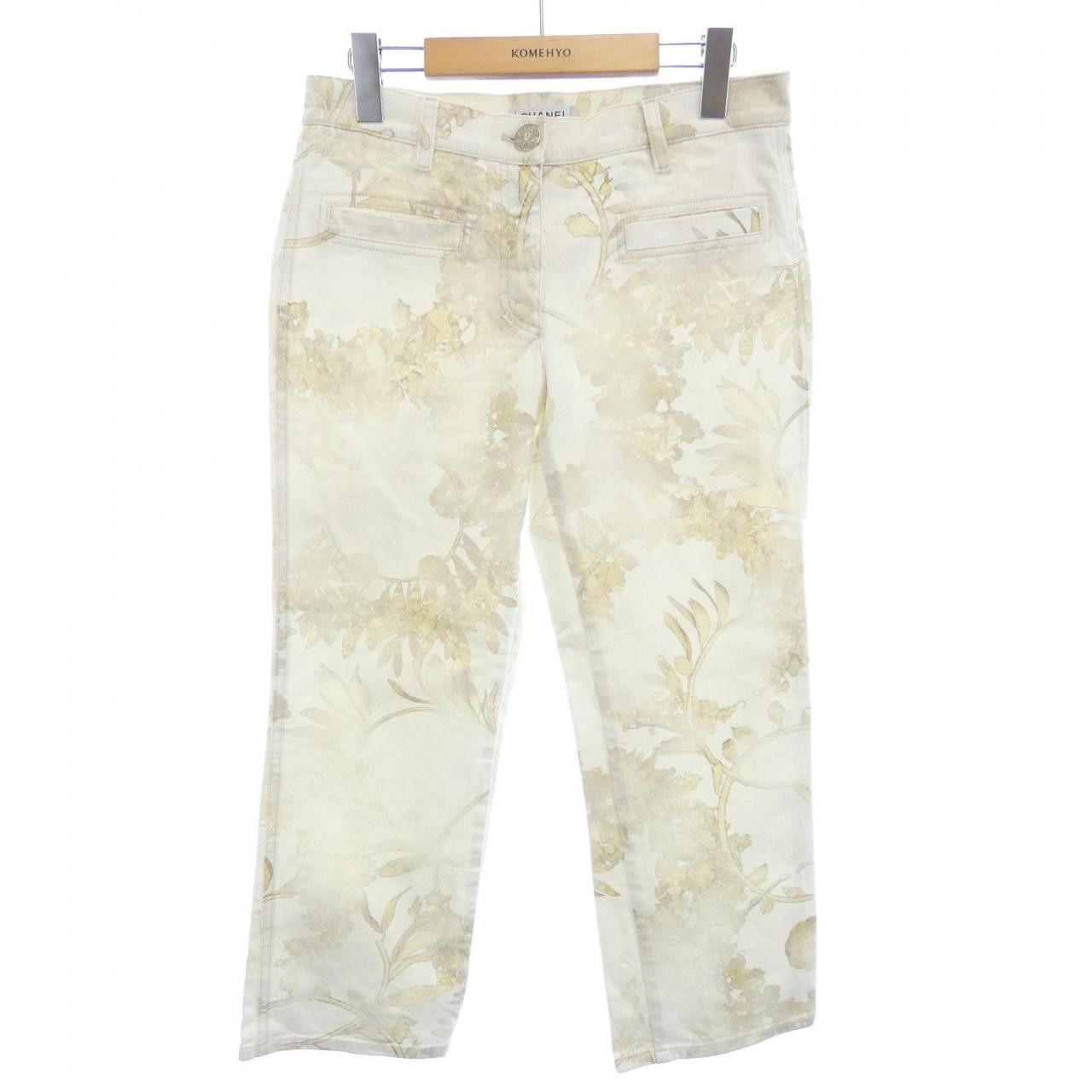 Chanel Chanel Chanel Jeans Denim Jeans P57940V44059 DUTY FREE for USA Size ONE SIZE - 1 Thumbnail