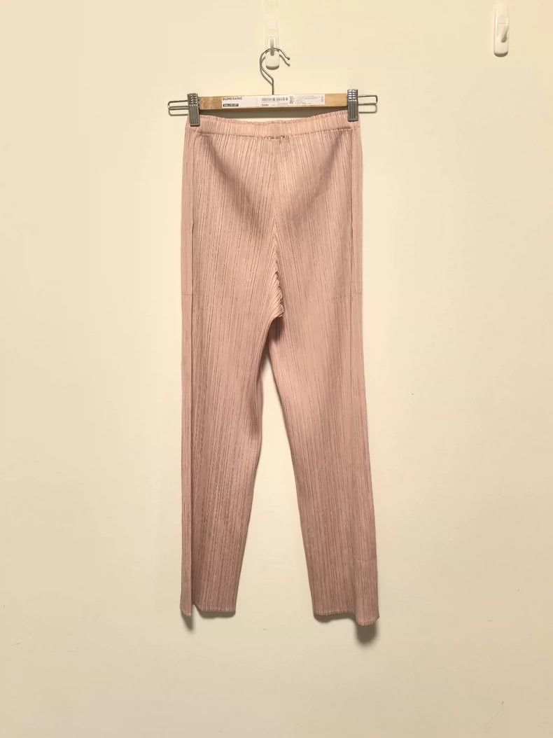 Issey Miyake Issey Miyake size:1 Cherry blossom pink pleated trousers Size 23" - 2 Thumbnail