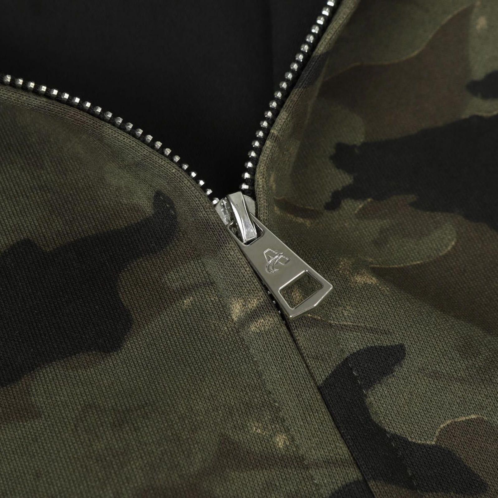 Japanese Brand Camo Star Studded Full Zip Hoodie Size ONE SIZE - 2 Thumbnail