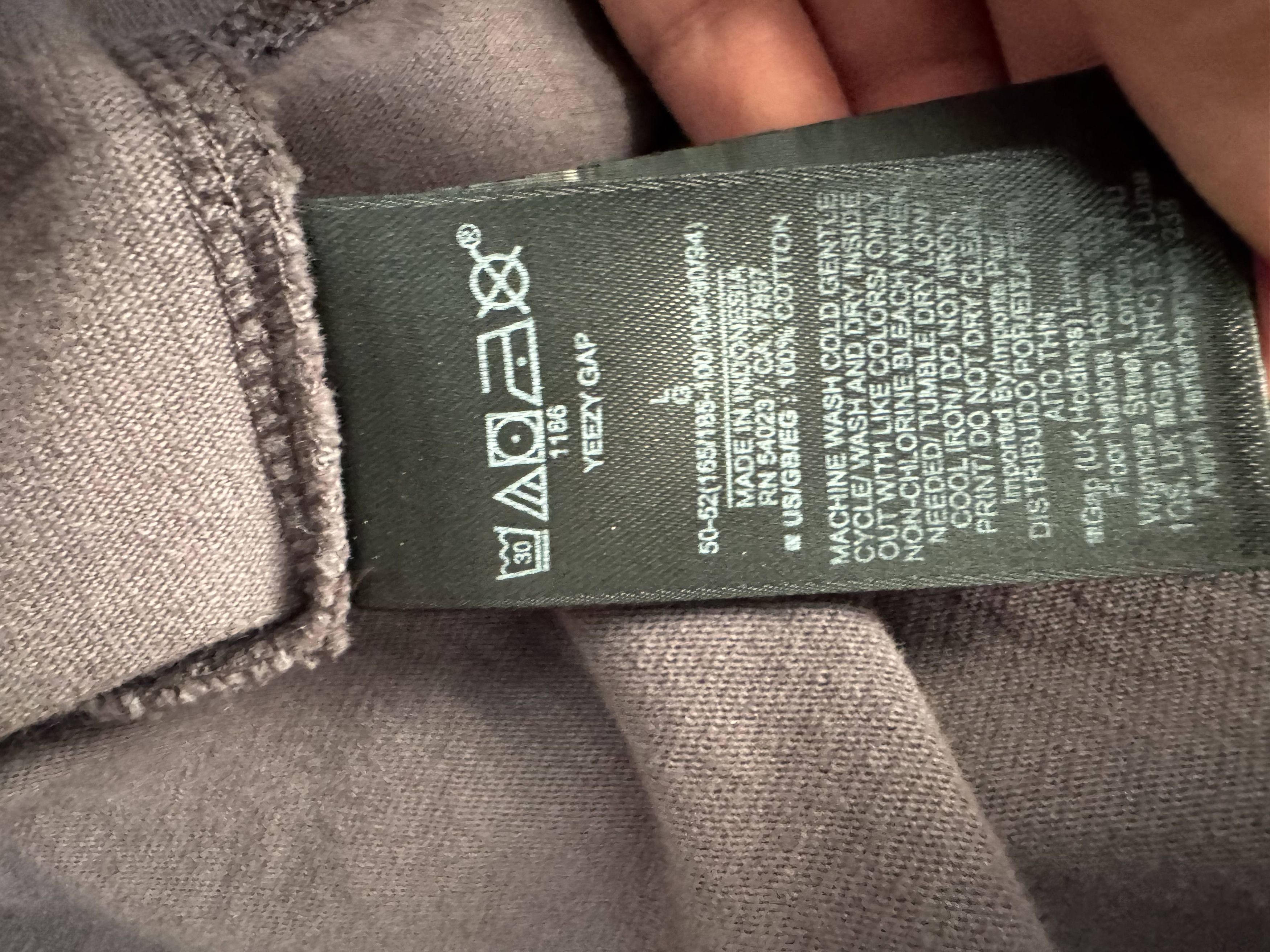 Gap × Yeezy Yeezy Gap T Shirt Original Black Size US L / EU 52-54 / 3 - 4 Thumbnail