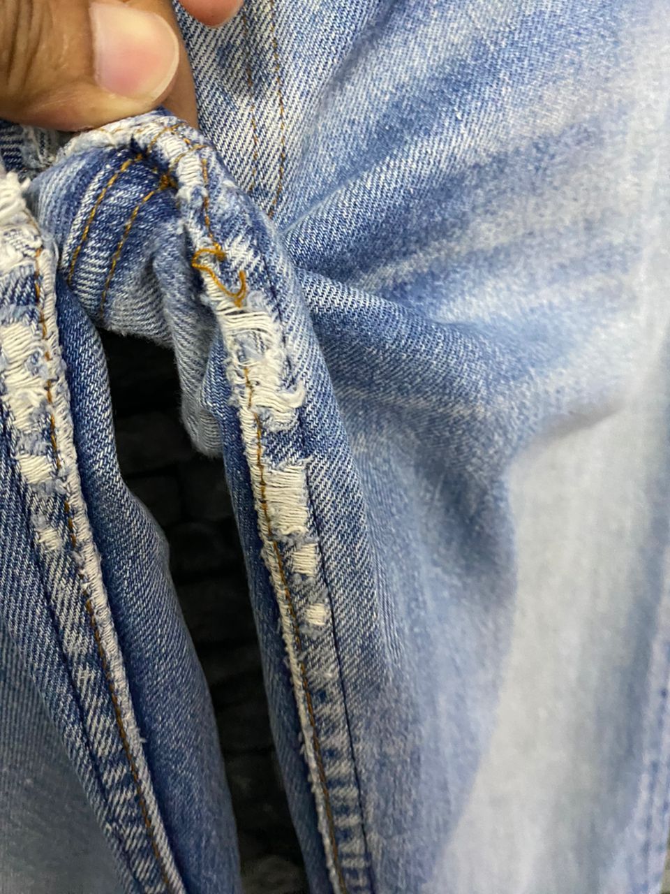 Levi's VINTAGE 90s LEVIS 501 XX BUTTON 555 DENIM JEANS Size US 32 / EU 48 - 4 Thumbnail