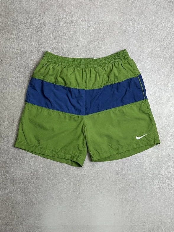 Nike Vintage Nike Big Swoosh Retro Nylon Shorts Y2K M Size US 32 / EU 48 - 3 Thumbnail