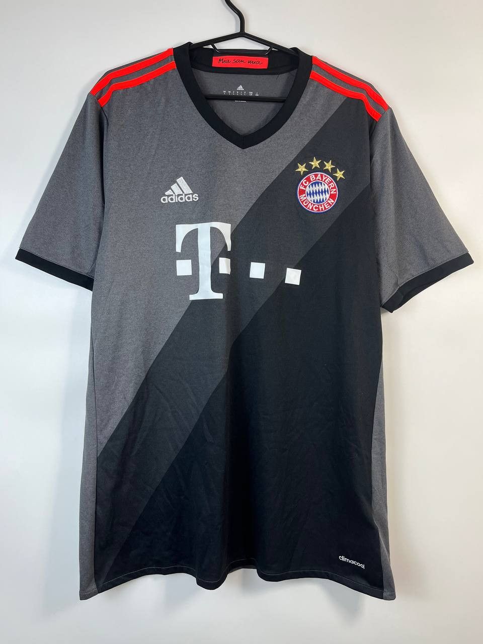 Adidas Bayern Munich 2016 Away Soccer Jersey Grey Adidas Size L Size US L / EU 52-54 / 3 - 1 Thumbnail
