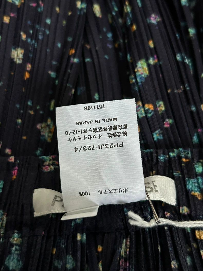Issey Miyake Issey Miyake size:3 Black pleated top Size S / US 4 / IT 40 - 6 Thumbnail
