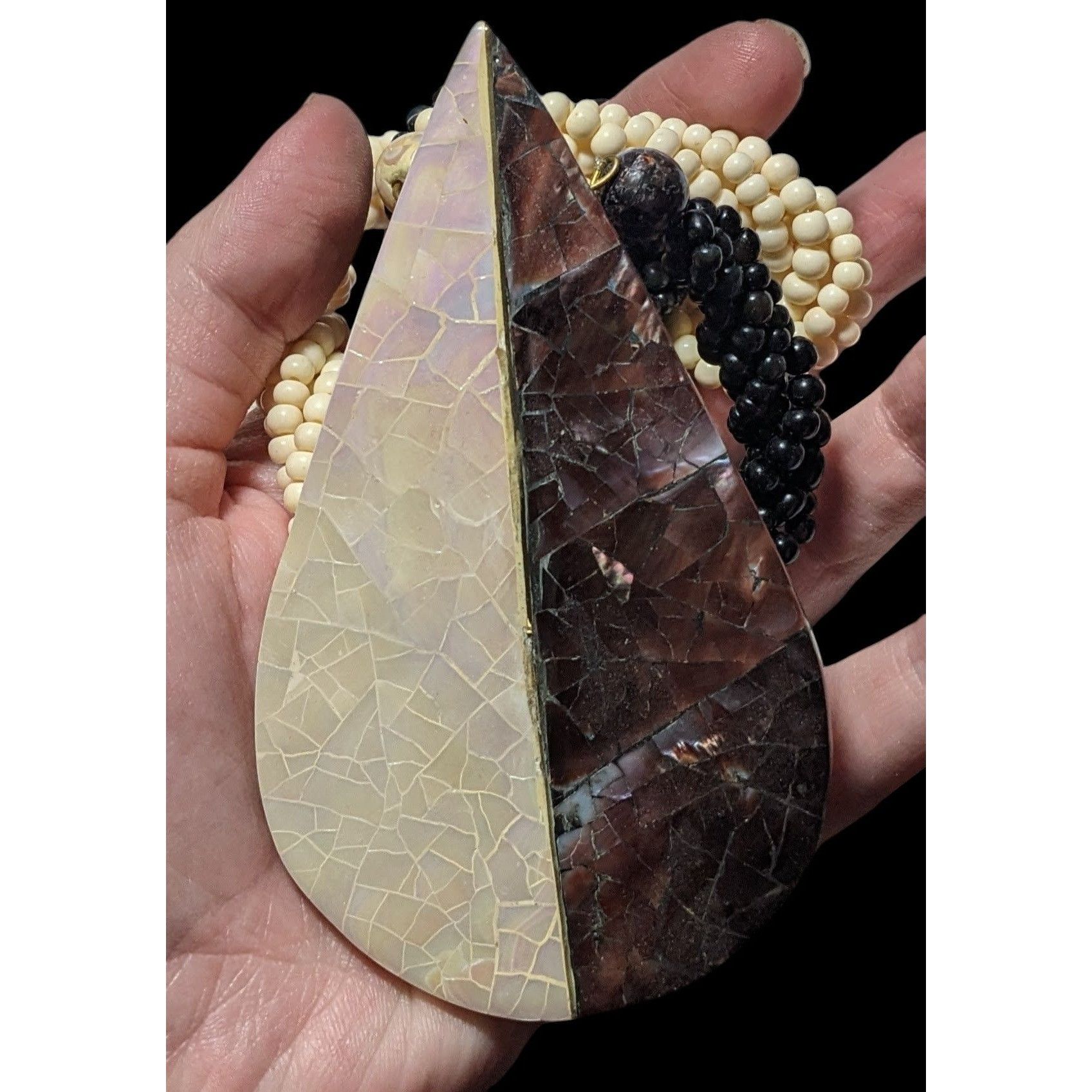 Other Vintage White And Brown Mother OF Pearl Chunky Beaded Teardr Size ONE SIZE - 5 Thumbnail