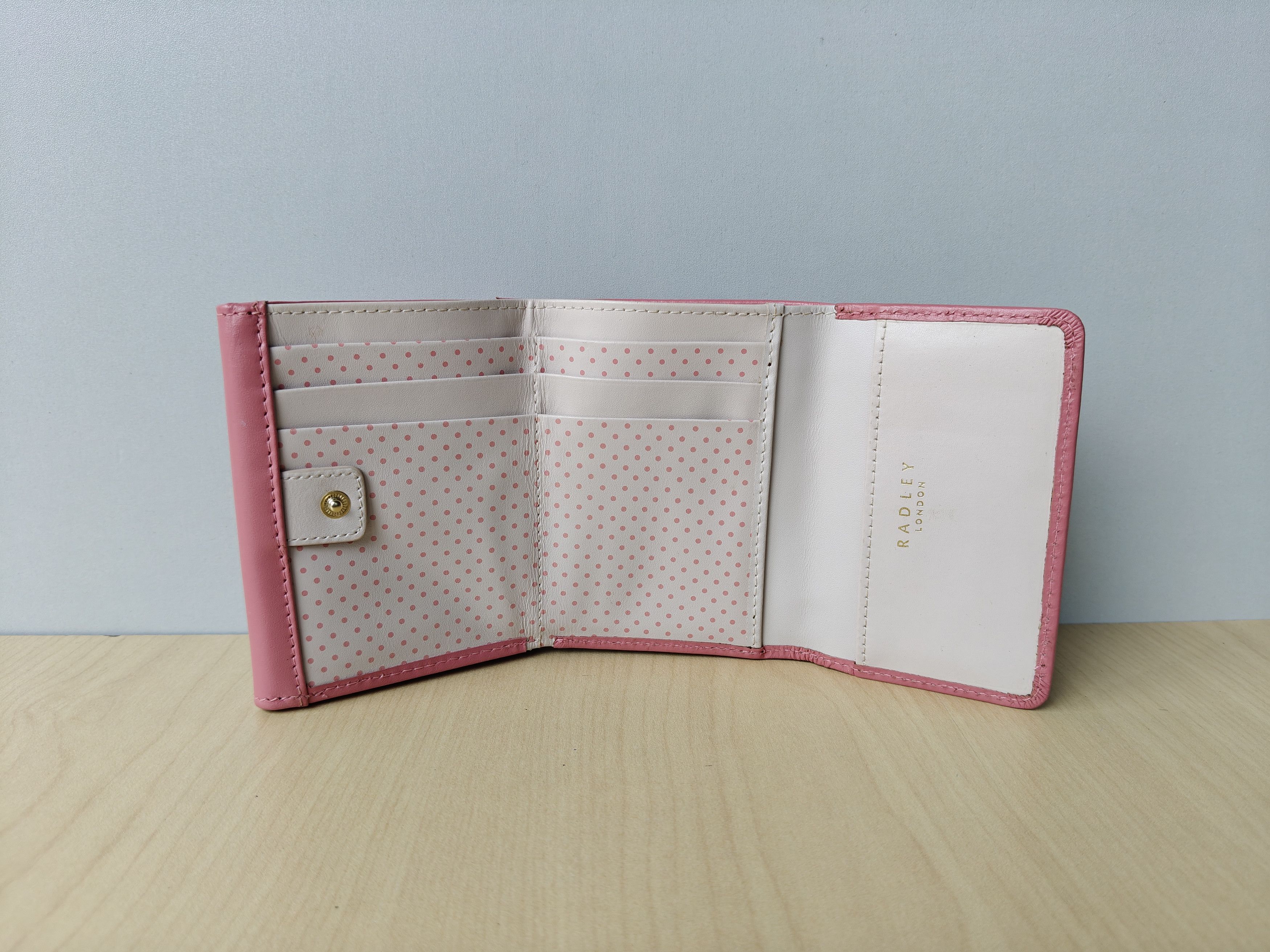 Other Radley London Heritage Trifold Wallet Free Shipping T/7019 Size ONE SIZE - 5 Thumbnail