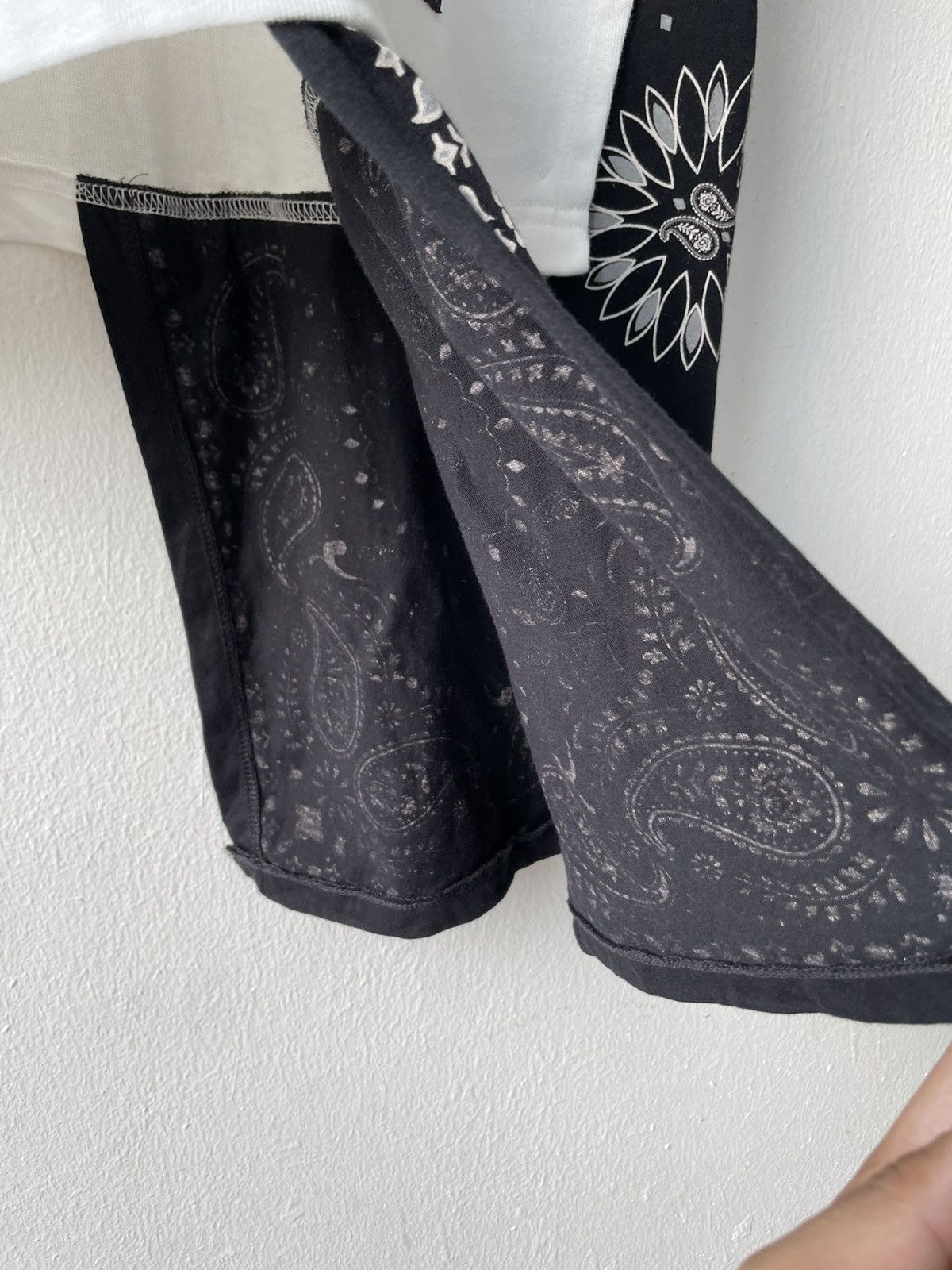 GU × Maison MIHARA YASUHIRO Miharayasuhiro x Gu Good inspiration Paisley Tshirt Size US M / EU 48-50 / 2 - 5 Thumbnail