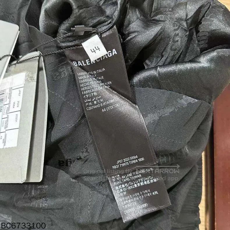 Balenciaga Balenciaga Black Printed Silk Shorts. Size US 44 / EU 60 - 6 Thumbnail