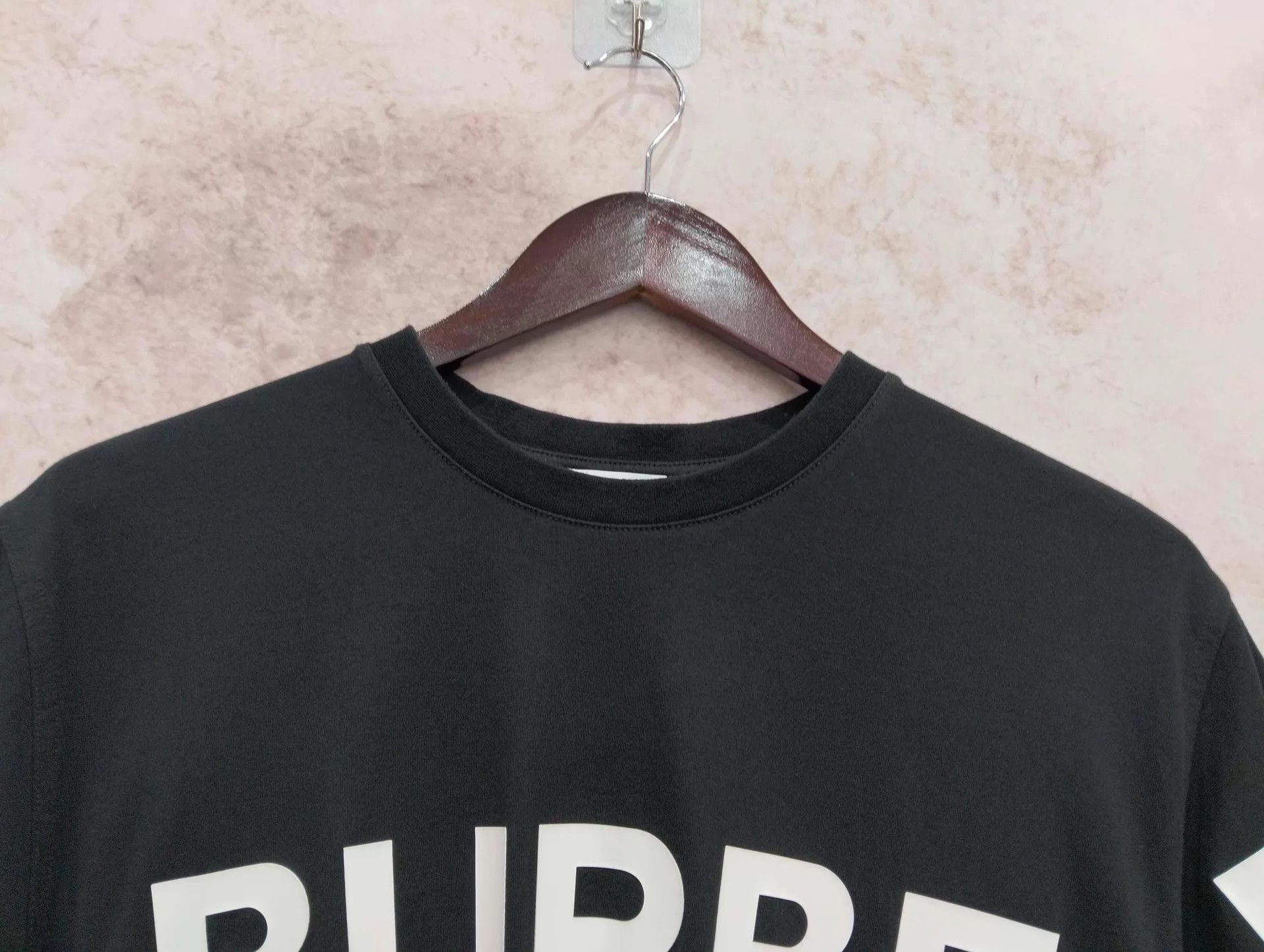Burberry Burberry Logo Print Crewneck T-shirt XS Size US XS / EU 42 / 0 - 8 Thumbnail