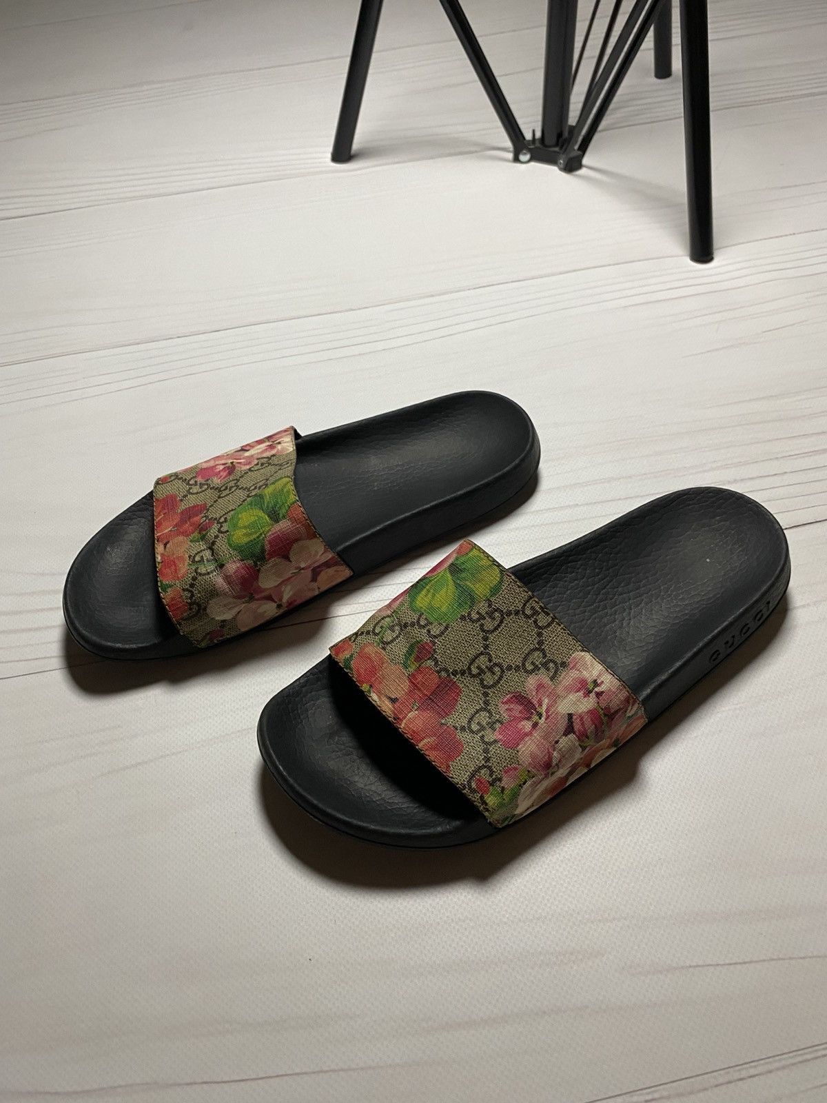 Gucci Gucci GG Blooms Supreme place floral logo slides Size US 8 / IT 38 - 4 Thumbnail