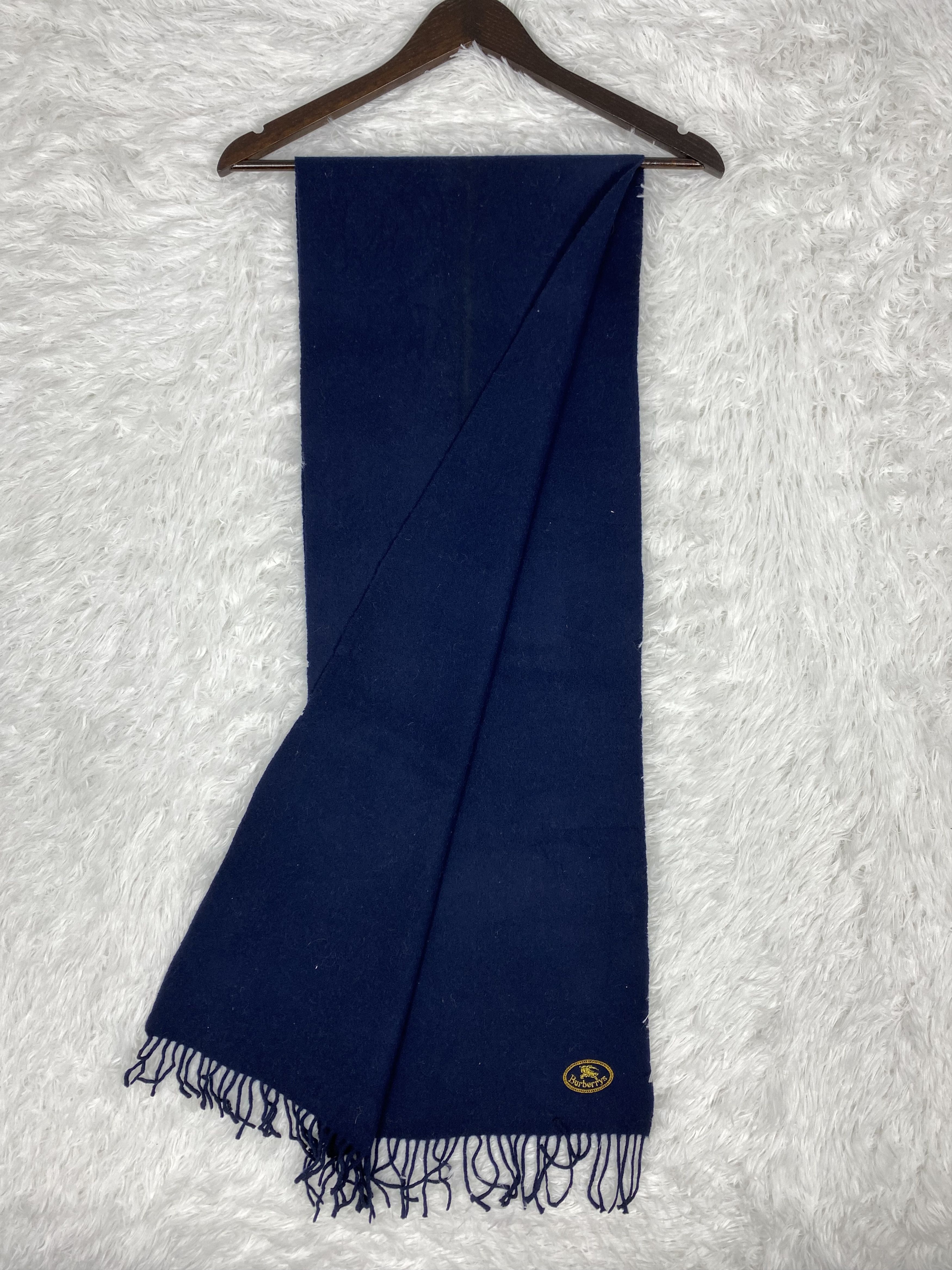 Burberry Vintage Burberry Scarf / Muffler Neckwear PM0054 Size ONE SIZE - 10 Thumbnail