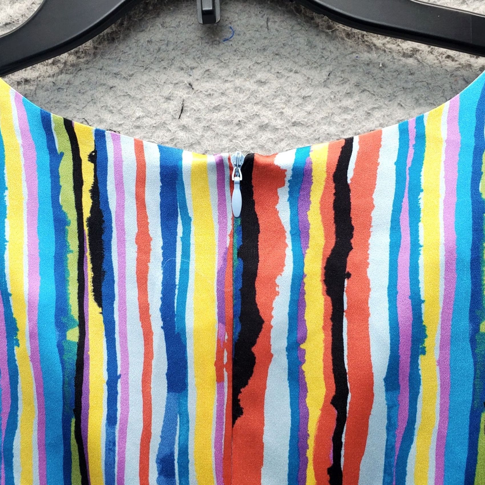 Vintage VINTAGE Gallant New York Blouse Top Womens 14 Multi Striped Silk Round Neck Back Zip Shirt Size XL / US 12-14 / IT 48-50 - 7 Thumbnail