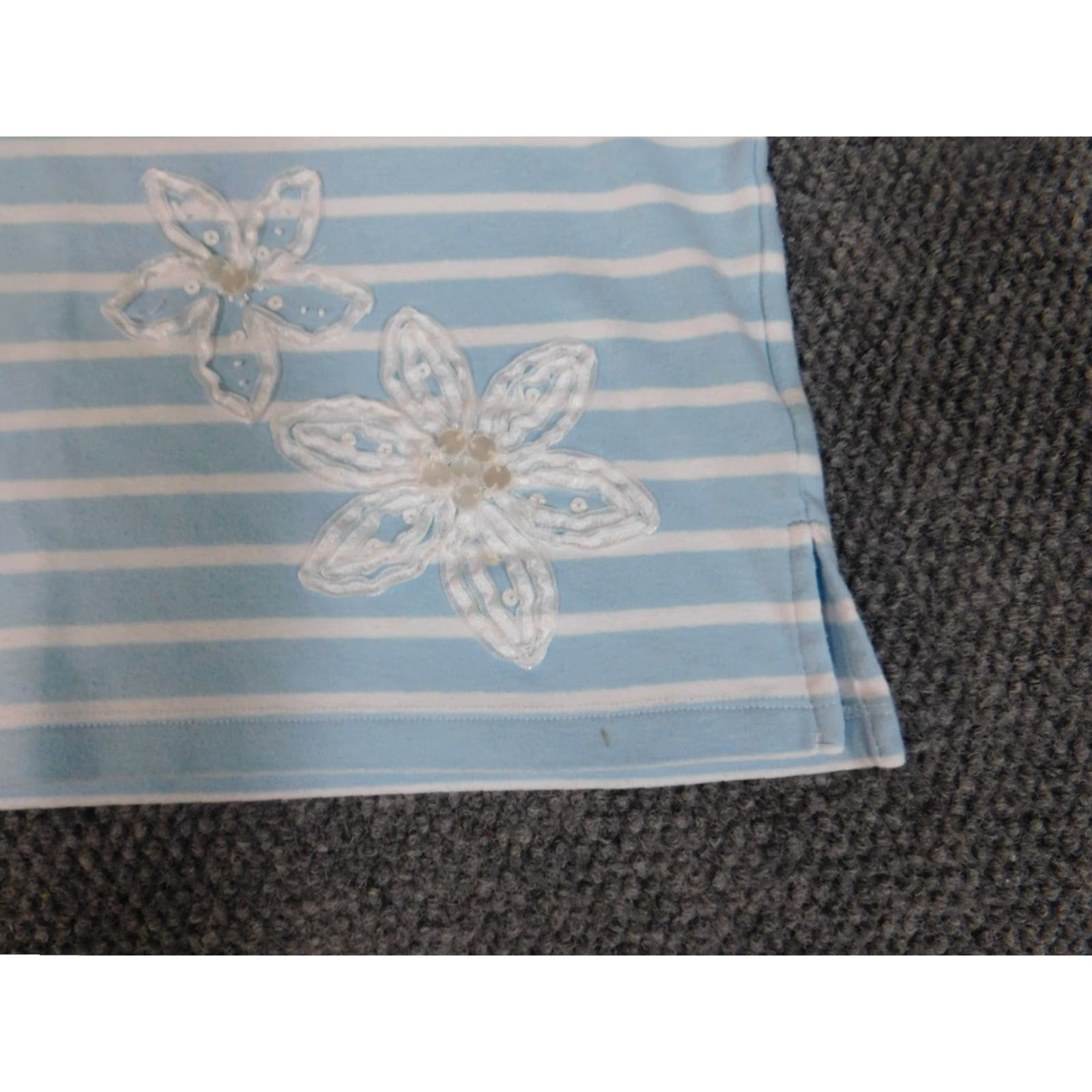Vintage Alfred Dunner Blouse Shirt Petite PS Womens Blue Striped V-Neck Pullover Casual Short Sleeve Cotton Polyester Size S / US 4 / IT 40 - 4 Thumbnail