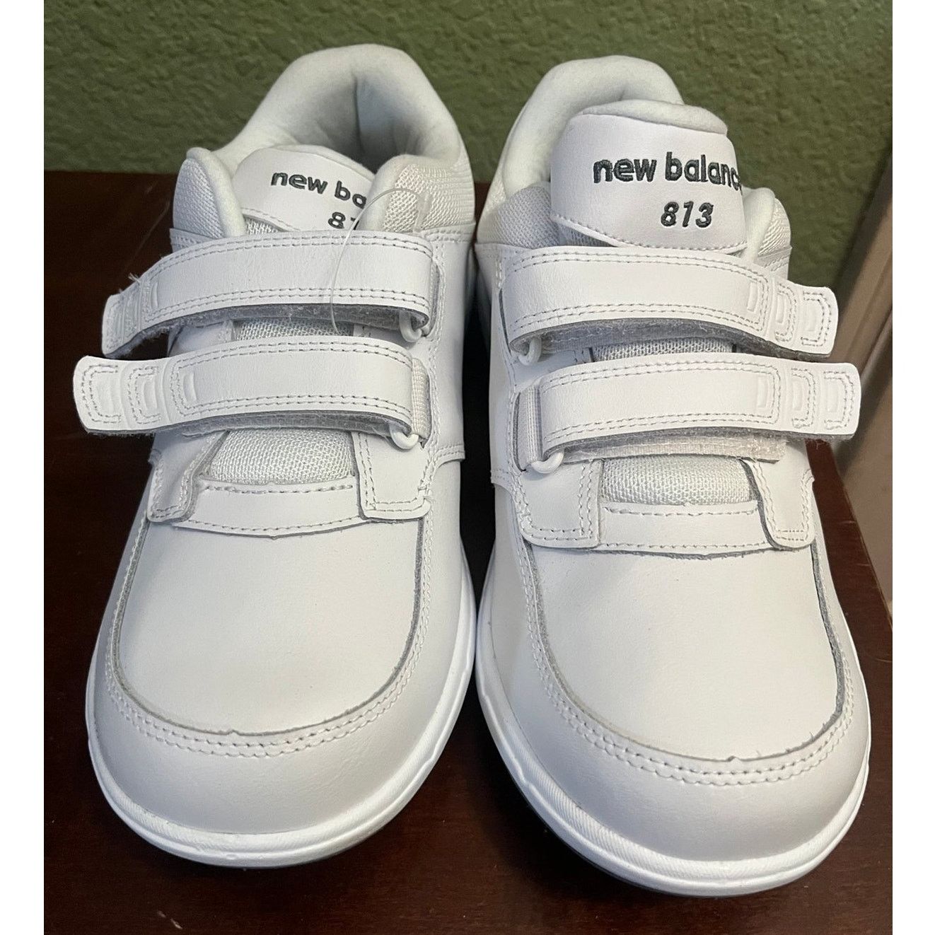 New Balance New Balance 813 White Velcro Shoes Men 7.5 Wide NWOT Size US 7.5 / EU 40-41 - 2 Thumbnail