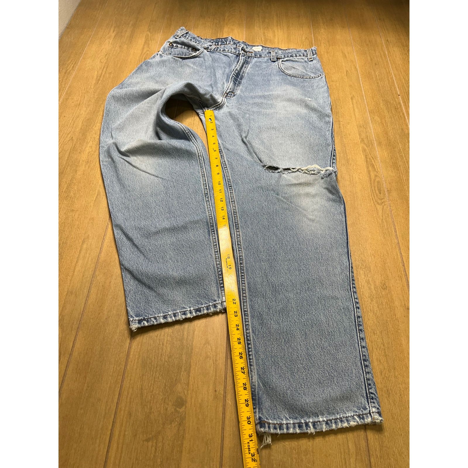 Levi's Vintage Levi’s 545 Loose Fit Jeans Distressed Light Wash 38 Size US 38 / EU 54 - 9 Thumbnail