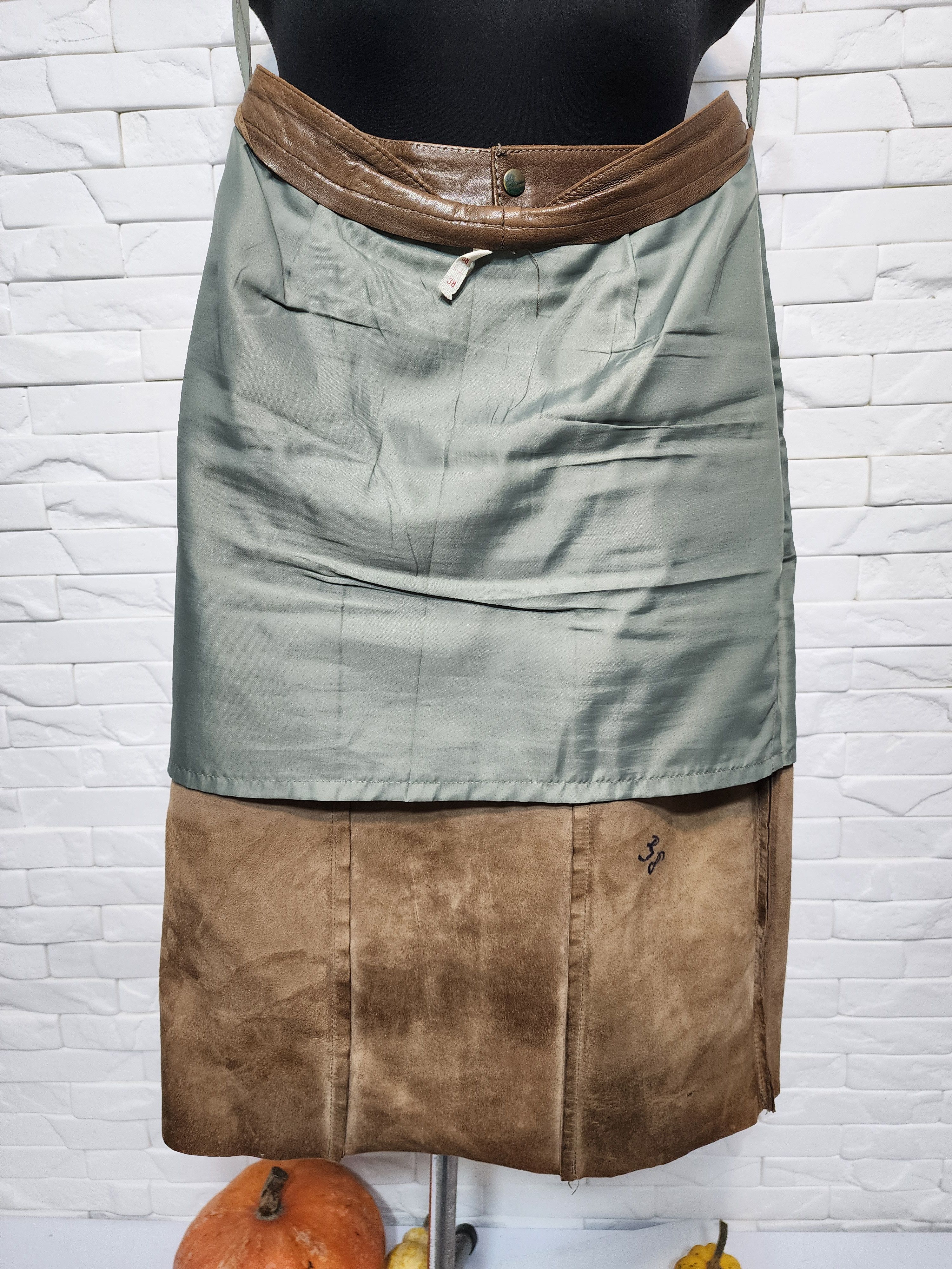 Genuine Leather Stylish brown leather skirt. Brown genuine leather skirt. Size 29" - 7 Thumbnail