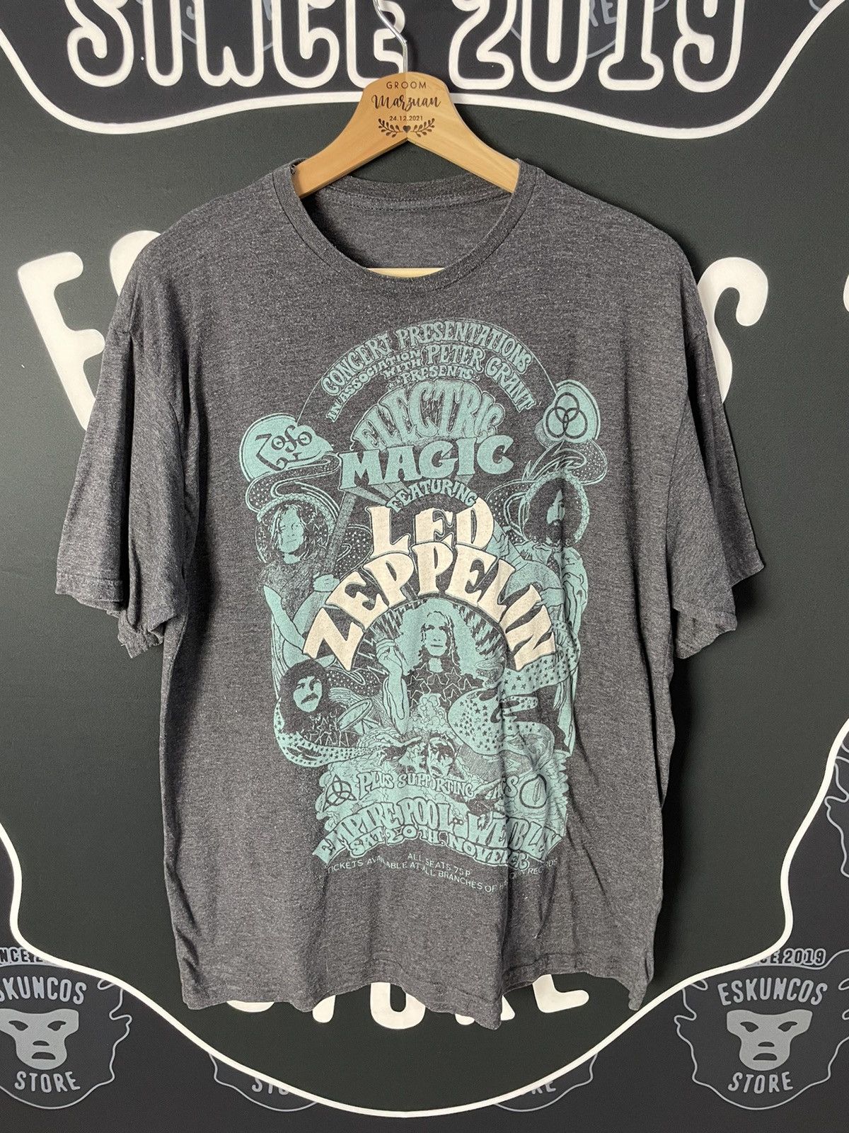 Band Tees Led Zeppelin Electric Magic Concert T-shirt Size US L / EU 52-54 / 3 - 2 Thumbnail