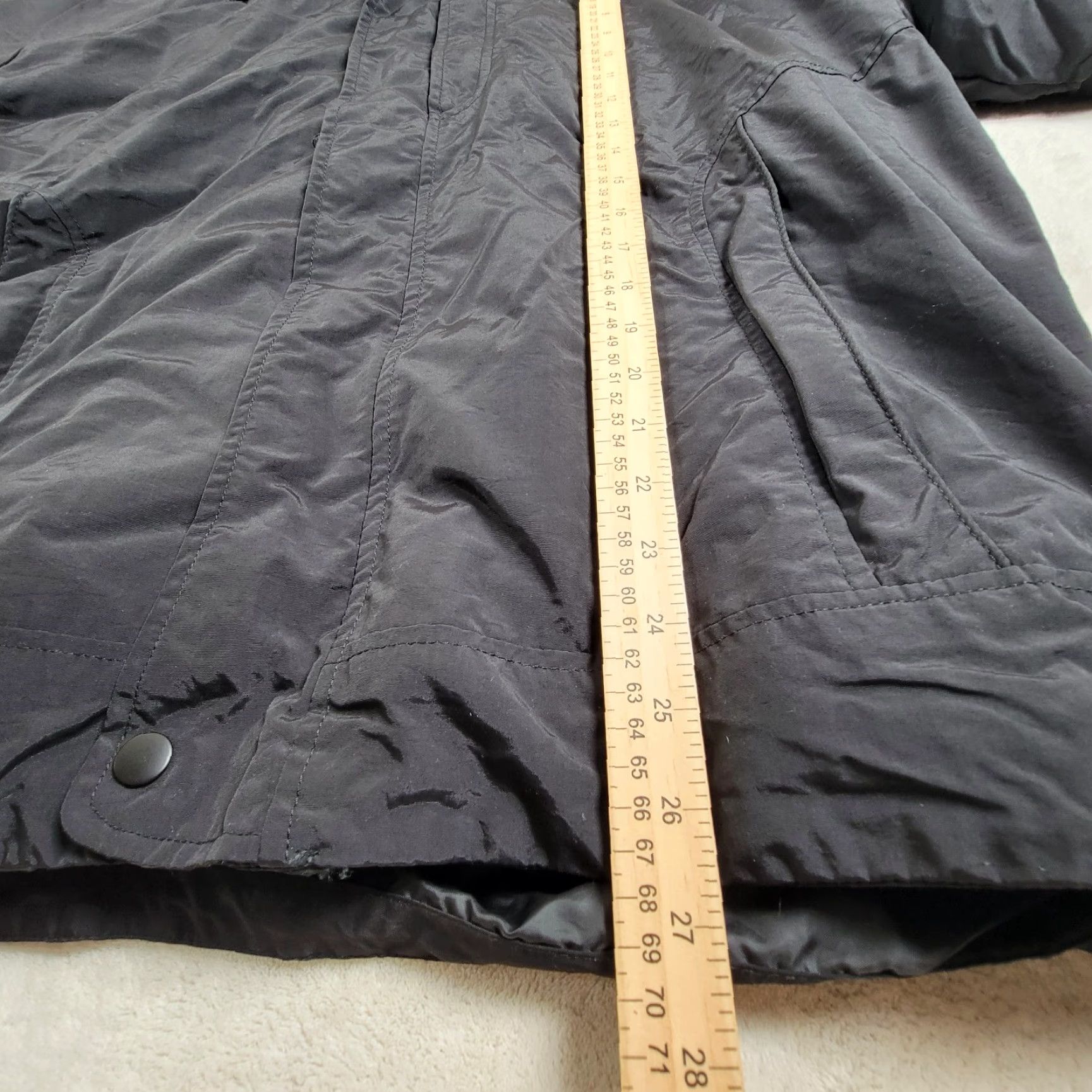 Rothco Rothco Packable Rain Jacket Black Men's Size Large Jacket Rain Coat Zip Polyester Packable Travel Casual Mens - but must avoid extra spaces. Size US L / EU 52-54 / 3 - 5 Thumbnail
