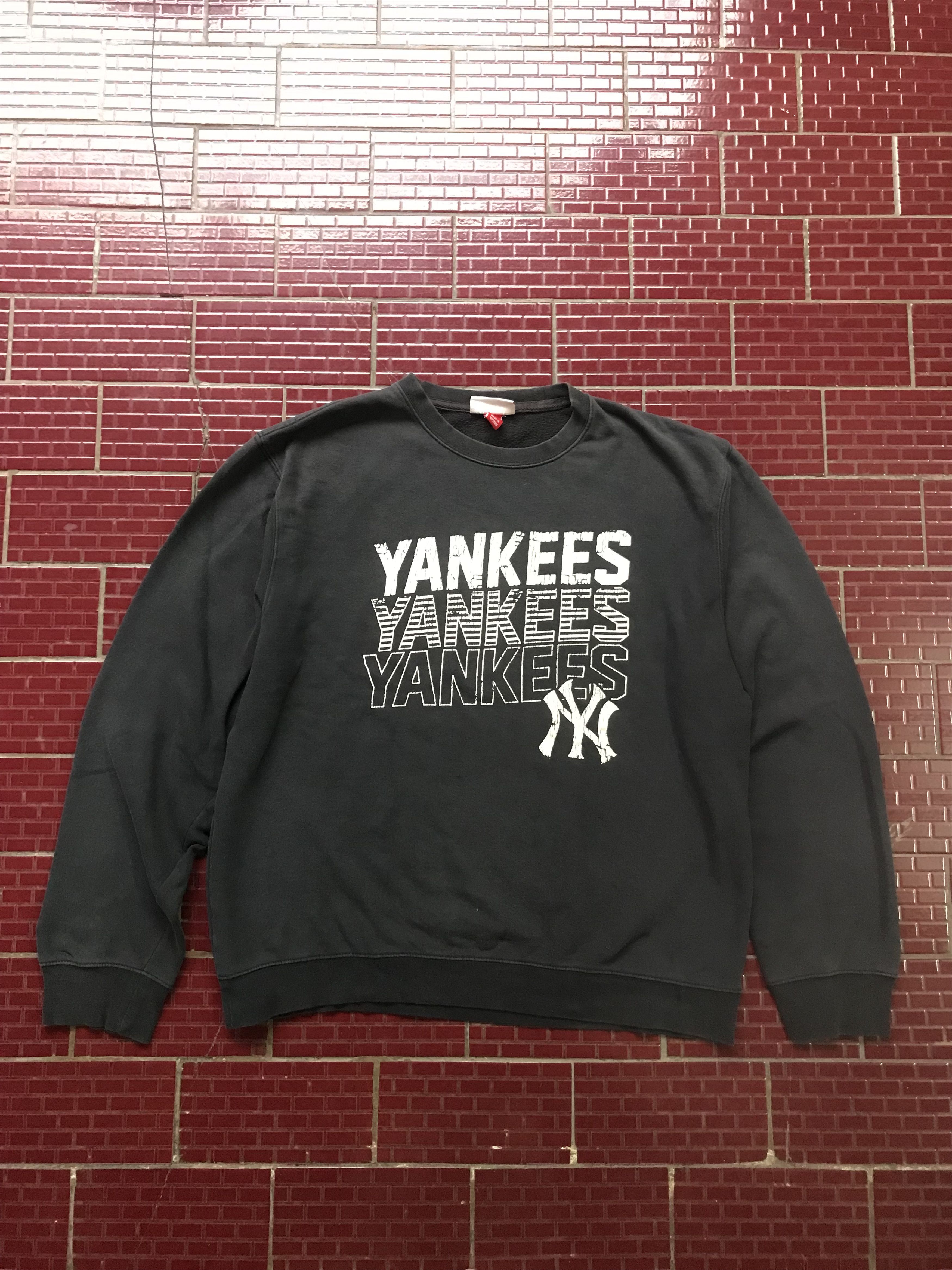 Mitchell & Ness Mitchell & Ness Sweatshirts Yankees Size US XL / EU 56 / 4 - 1 Thumbnail