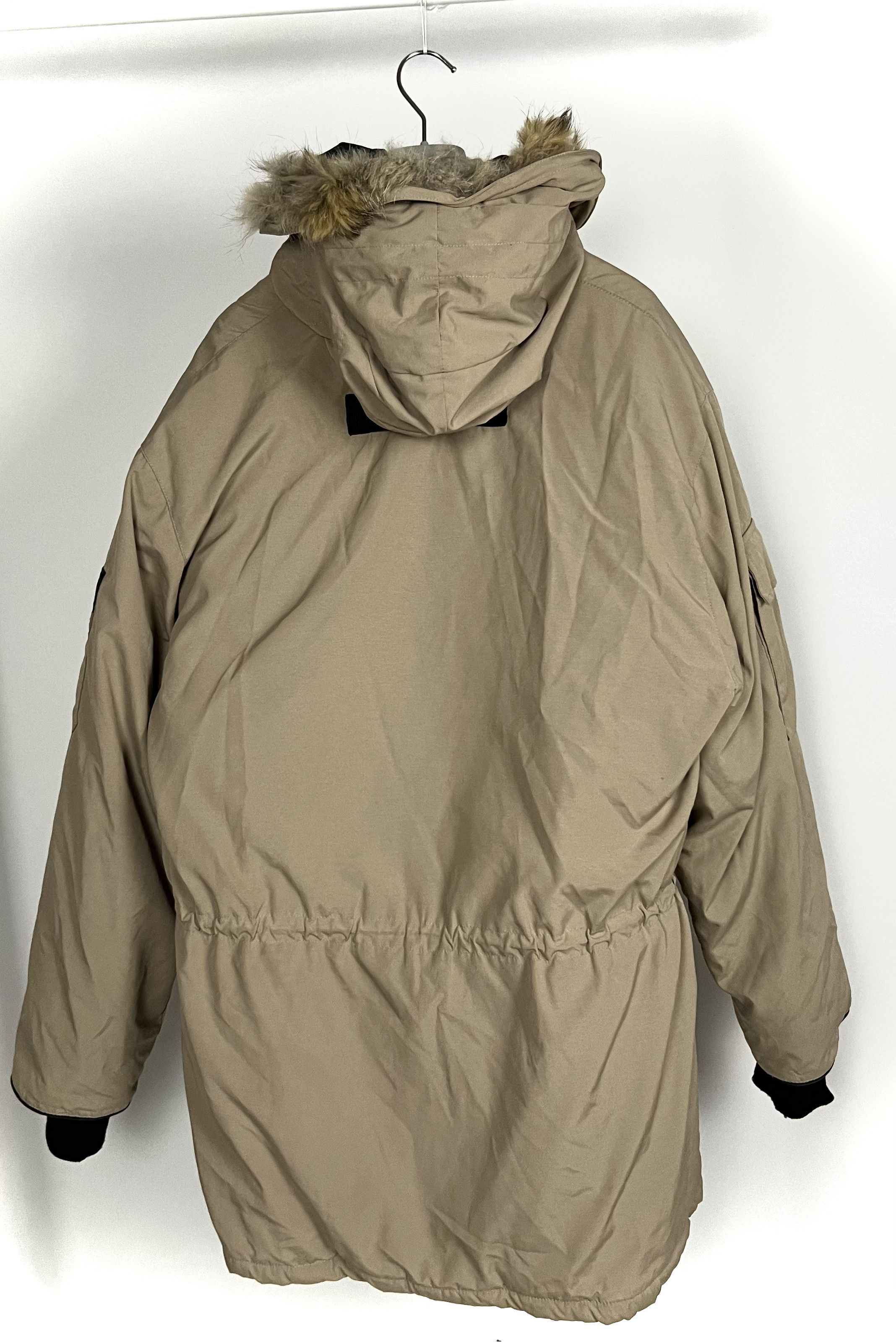 Canada Goose Canada Goose expidition parka size L-XL Size US L / EU 52-54 / 3 - 4 Thumbnail