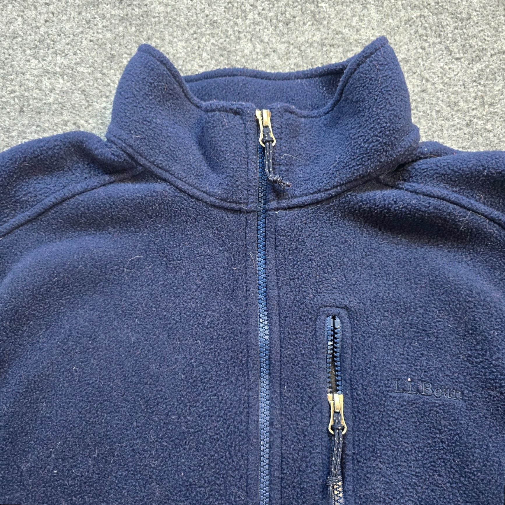 Vintage LL Bean Vest Mens XL Blue Full Zip Fleece Polartec Outdoors Hiking Casual Size US XL / EU 56 / 4 - 2 Thumbnail