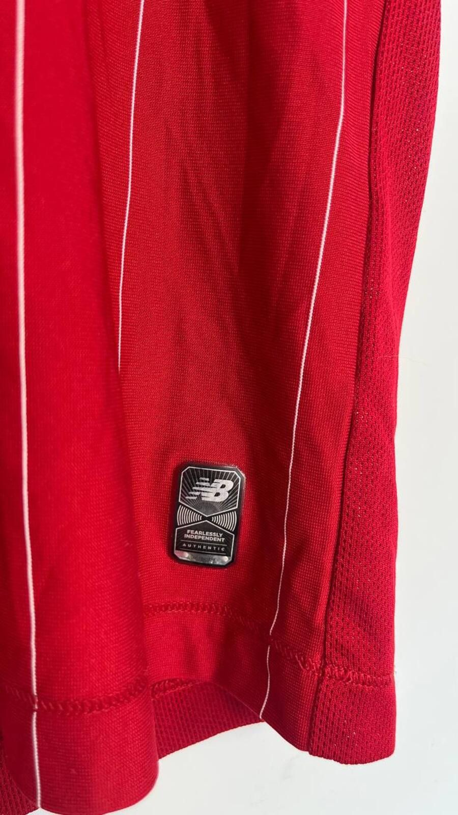 New Balance Liverpool FC 2020/21 Home Premier League Soccer Jersey Size US M / EU 48-50 / 2 - 4 Thumbnail