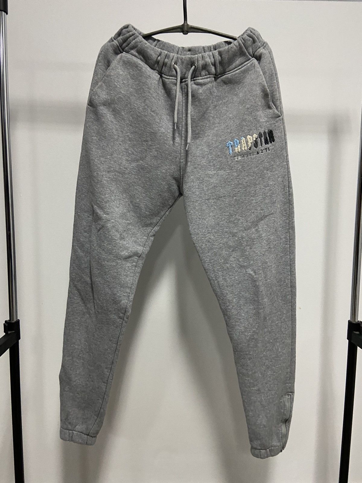 Trapstar London × Vintage Trapstar London logo sweatpants vintage it's a secret Size US 34 / EU 50 - 1 Thumbnail