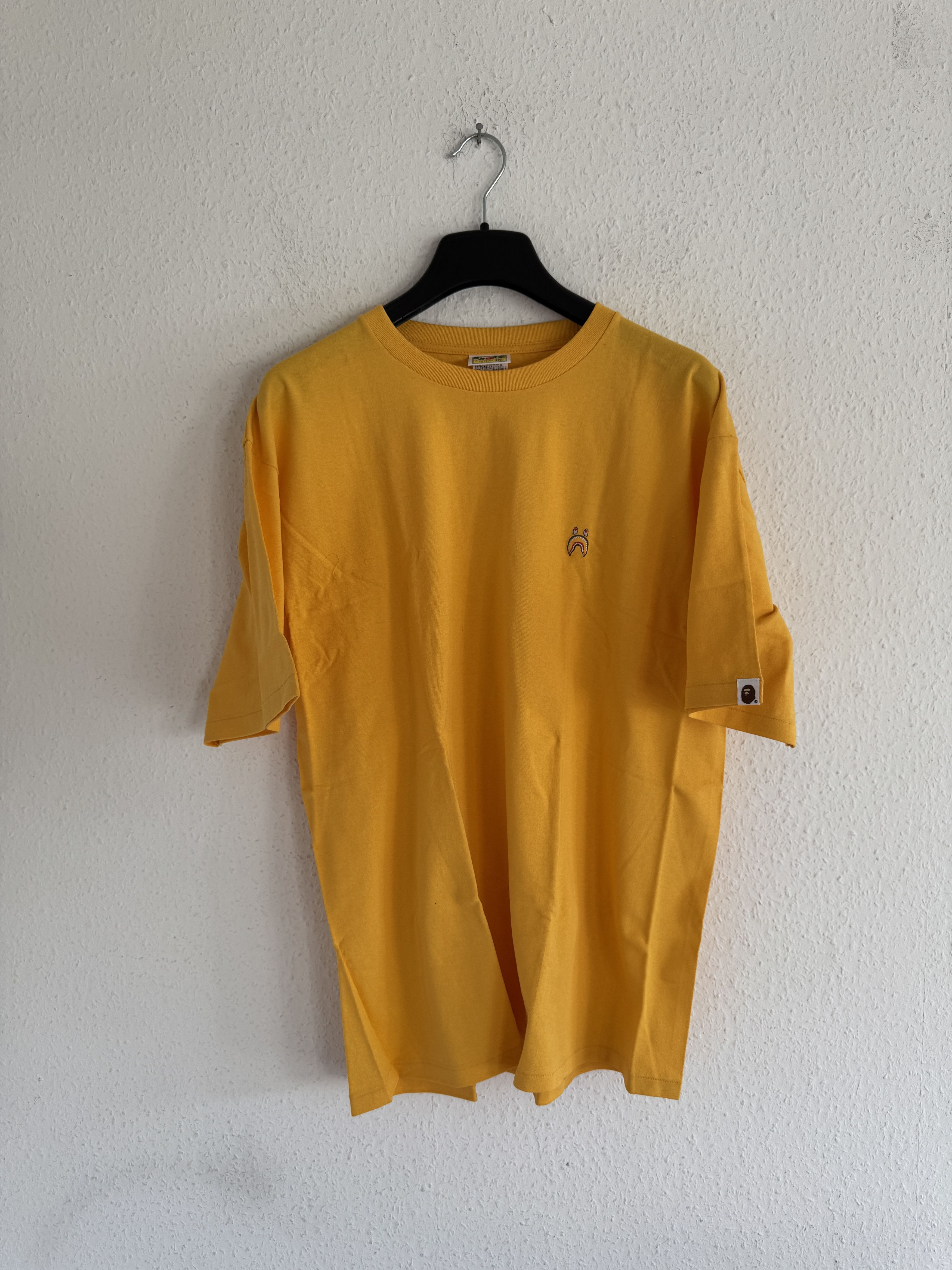 Bape Yellow Shark One Point Tee Size US XXL / EU 58 / 5 - 1 Thumbnail