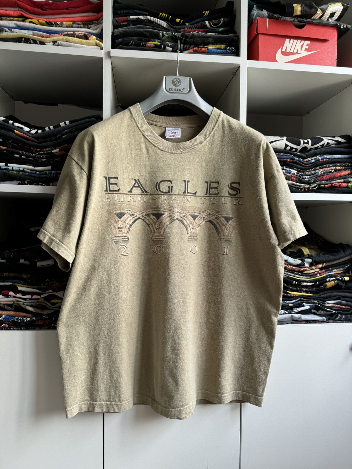 Band Tees Vintage 2001 The Eagles Graphic Band T Shirt Size US XL / EU 56 / 4 - 2 Thumbnail