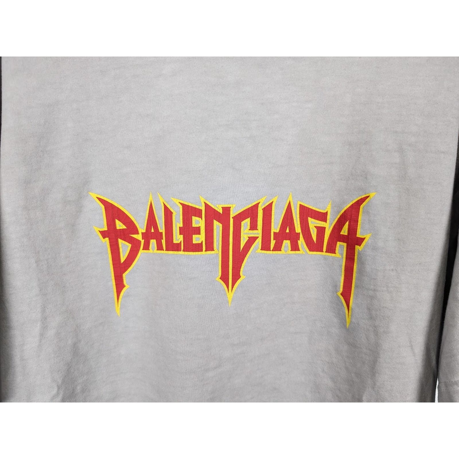 Balenciaga o1rshd1 Short Sleeve T-Shirt in Grey Size US XL / EU 56 / 4 - 5 Thumbnail