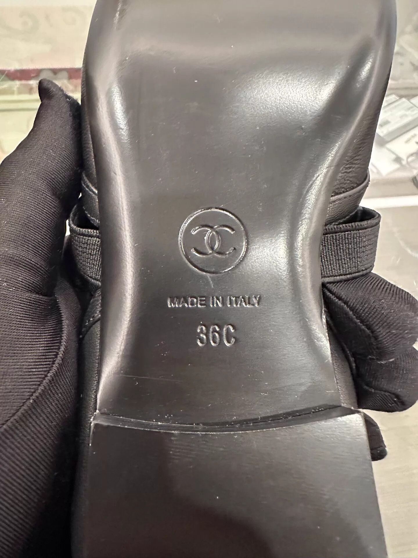 Chanel Chanel CC embossed bow Mary Janes black Size US 5.5 / IT 35.5 - 8 Thumbnail