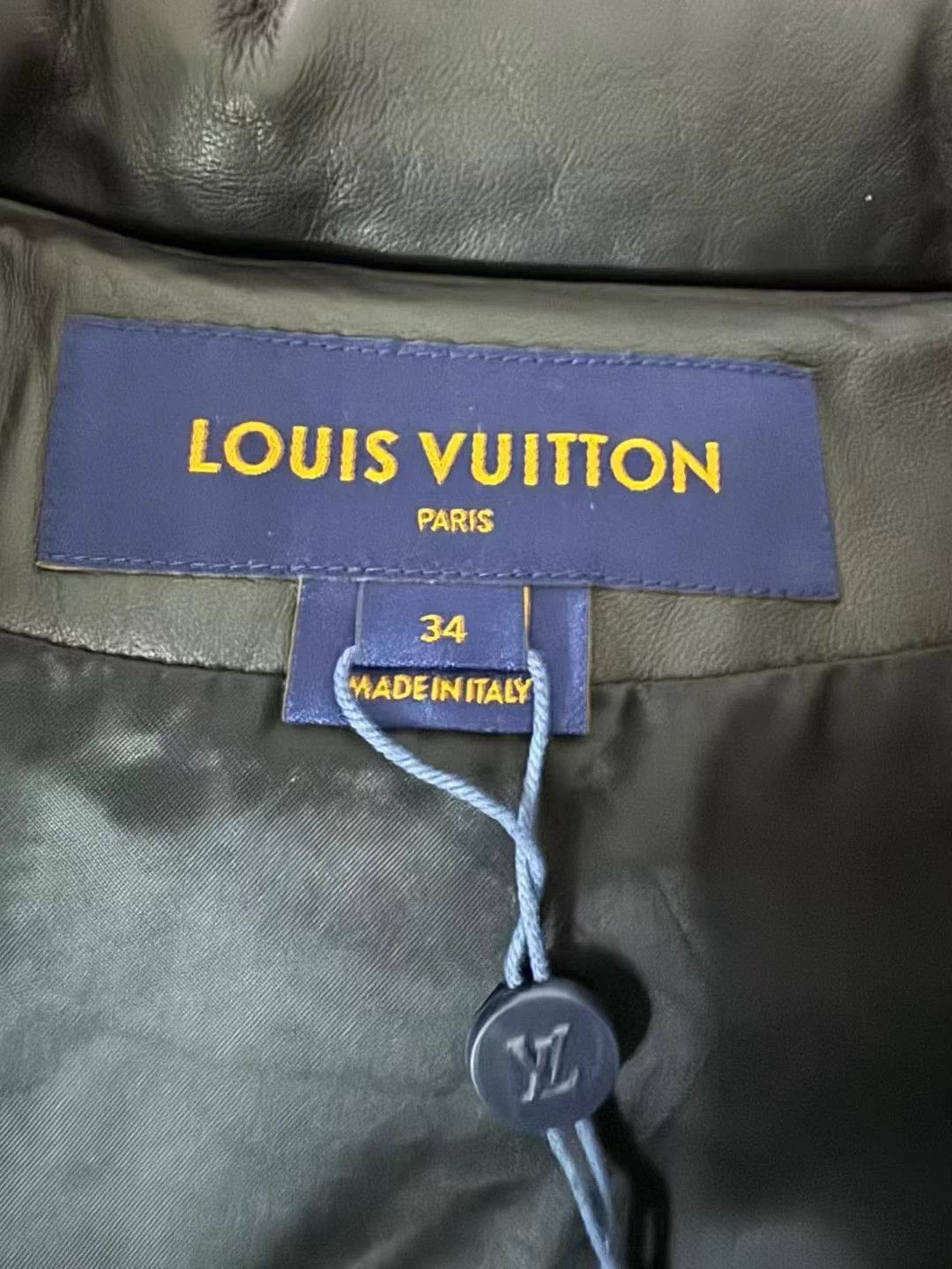 Louis Vuitton Louis Vuitton lambskin embossed down jacket Size S / US 4 / IT 40 - 4 Thumbnail