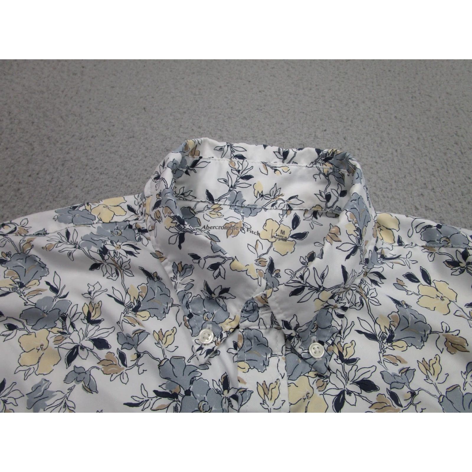 Abercrombie & Fitch Abercrombie & Fitch Shirt Mens Medium Floral Short Sleeve Button Front Stretch Size US M / EU 48-50 / 2 - 3 Thumbnail