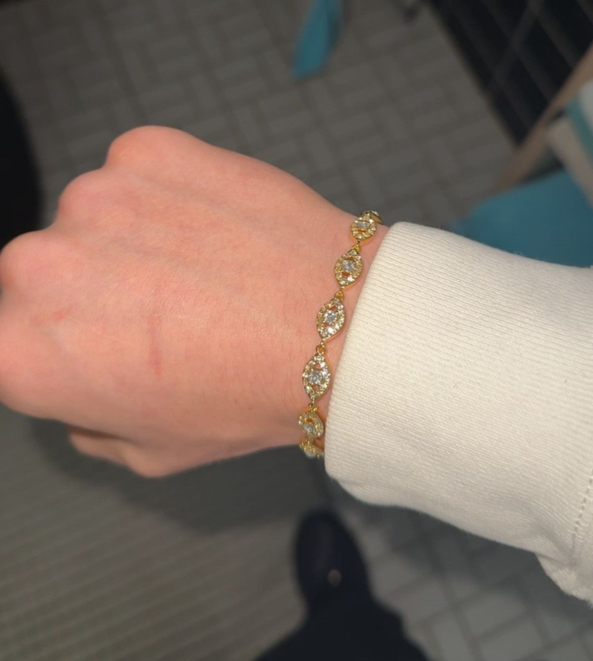 Givenchy Givenchy Crystal Flex Bracelet Size ONE SIZE - 2 Thumbnail