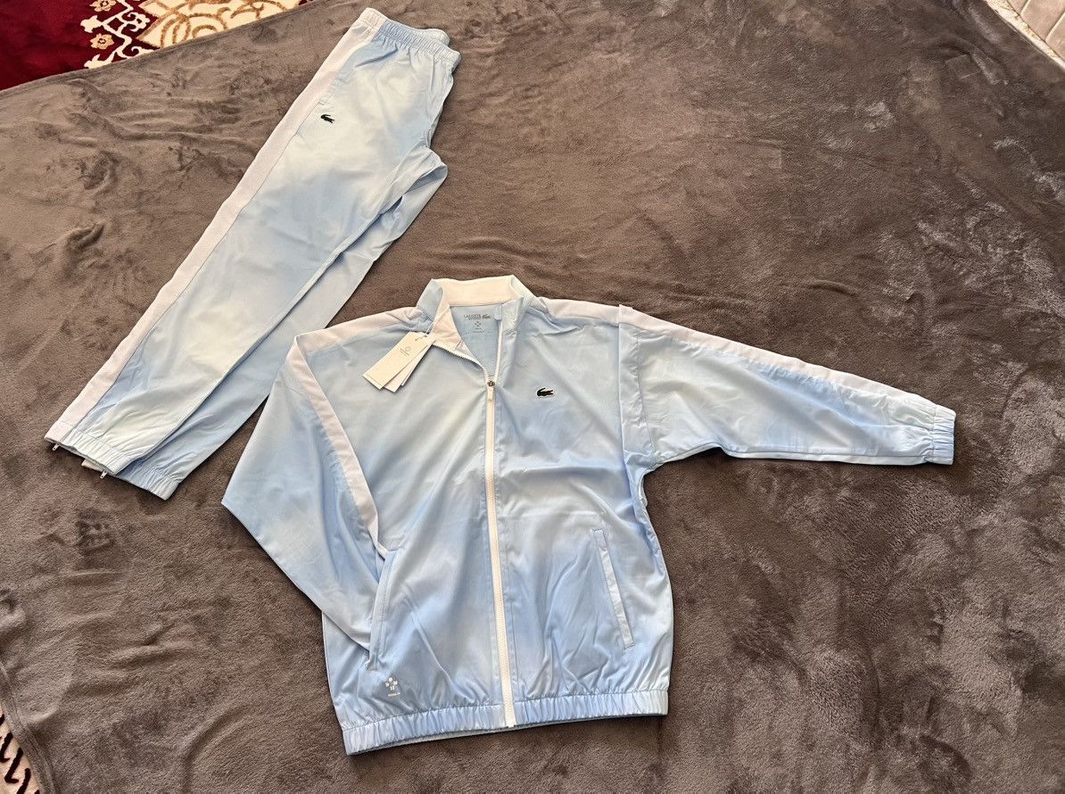 LACOSTE SUIT